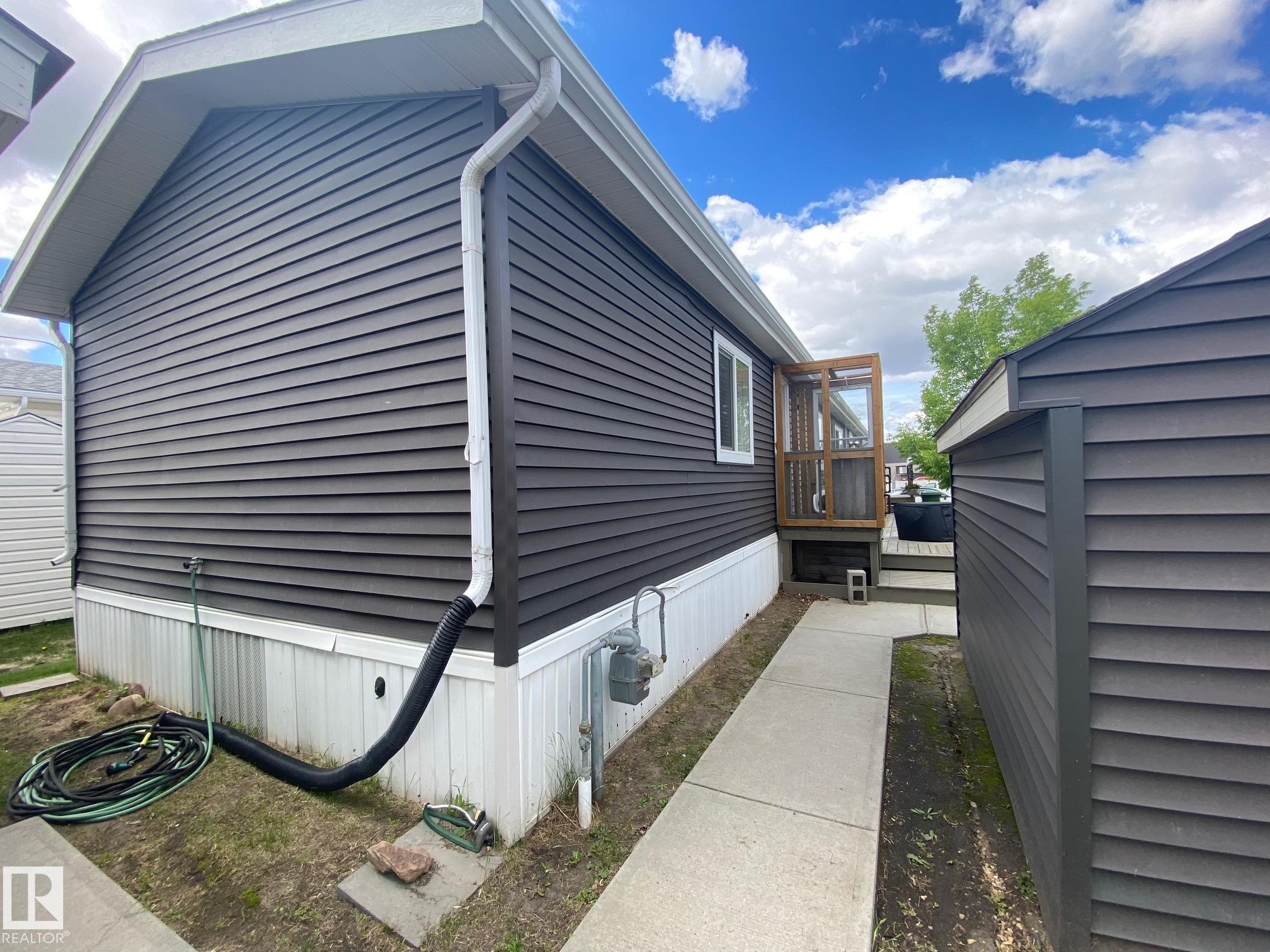 4809 49 Avenue, Wetaskiwin, AB