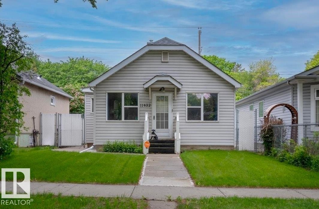 11432 84 Street, Edmonton, AB