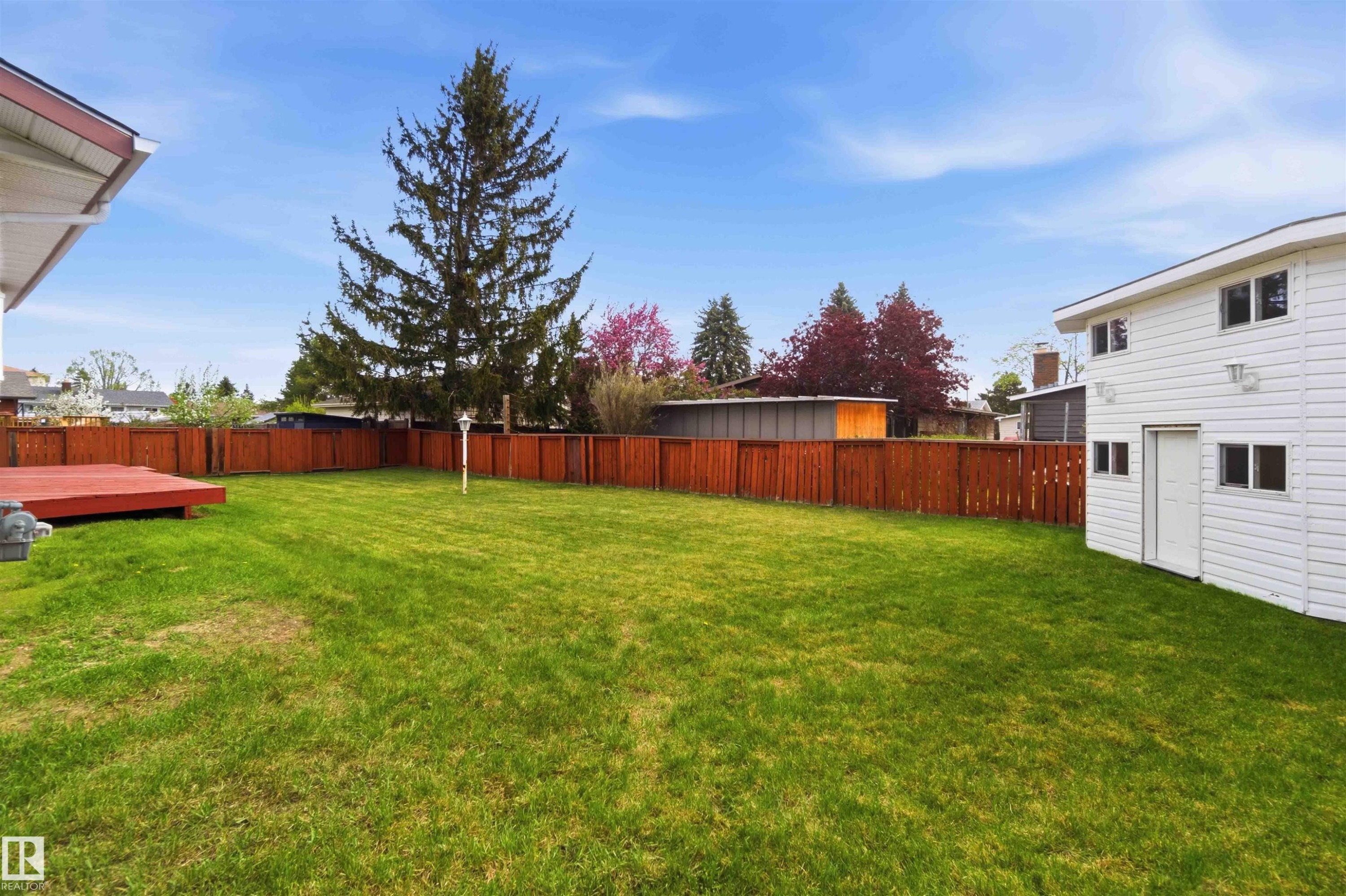 17919 94 Avenue, Edmonton, AB - Outdoor With Backyard