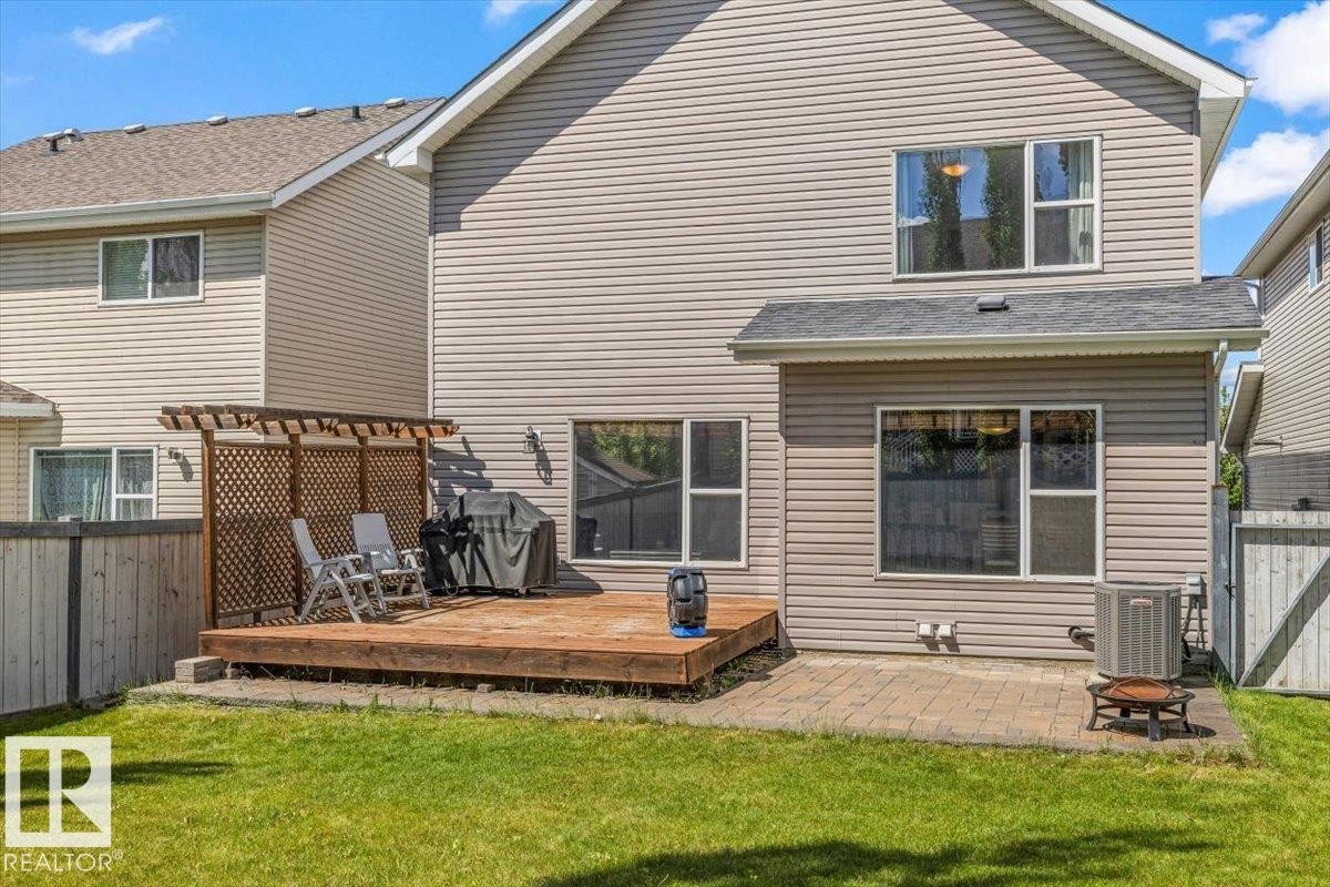 3056 Spence Wynd Sw, Edmonton, AB - Outdoor With Deck Patio Veranda With Exterior