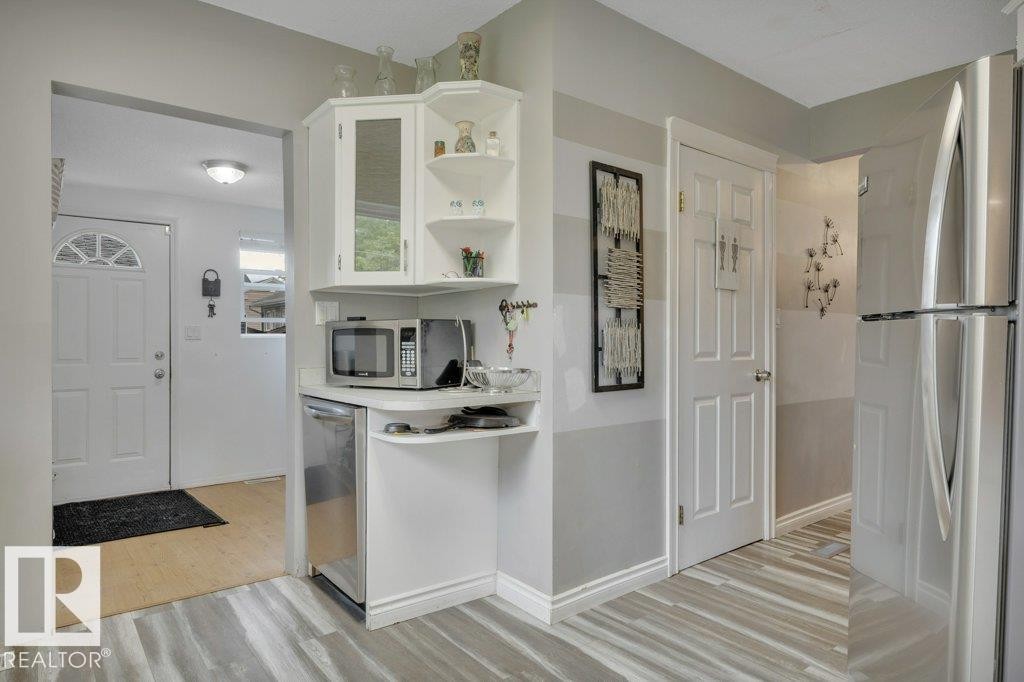 4405 51St, Wetaskiwin, AB