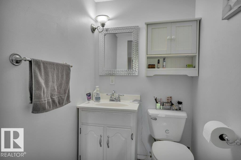 4405 51St, Wetaskiwin, AB