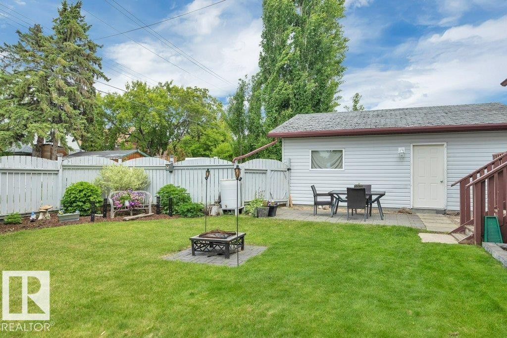 4405 51St, Wetaskiwin, AB