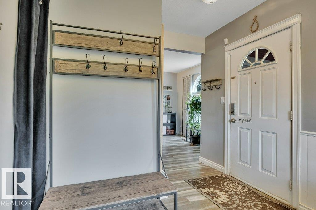 4405 51St, Wetaskiwin, AB