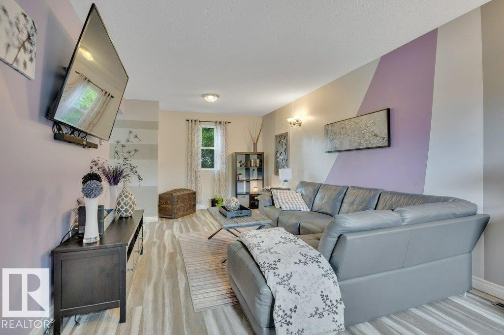 4405 51St, Wetaskiwin, AB
