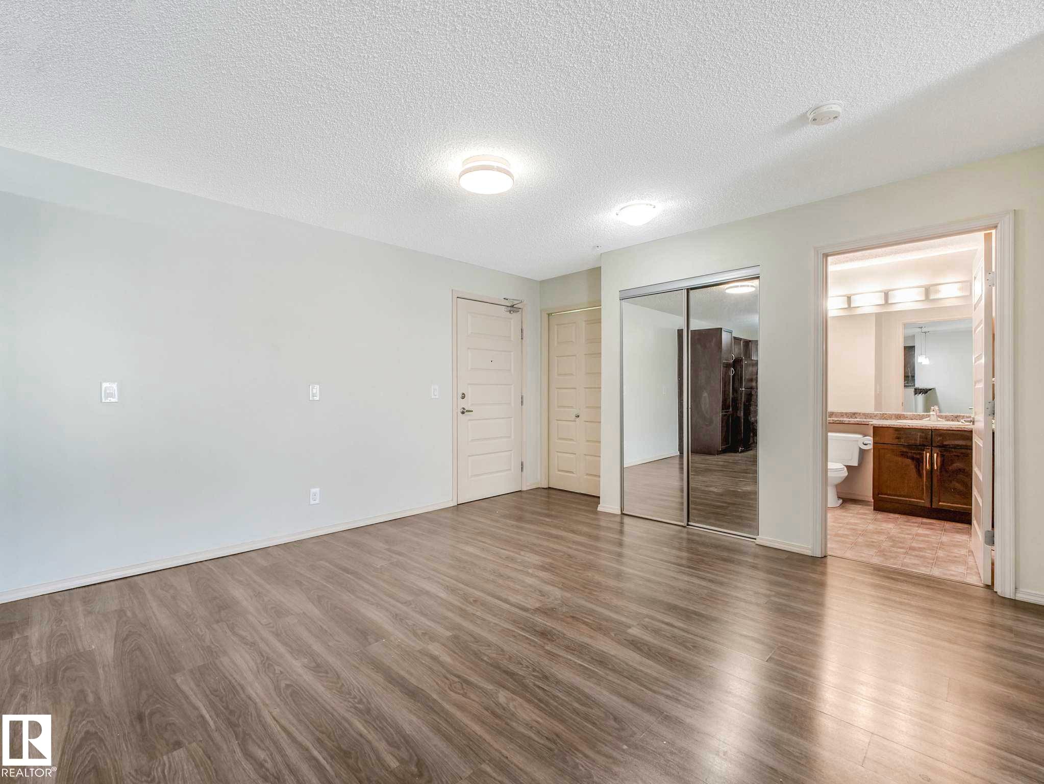 Bedroom - 117 6070 Schonsee Way, Edmonton, AB
