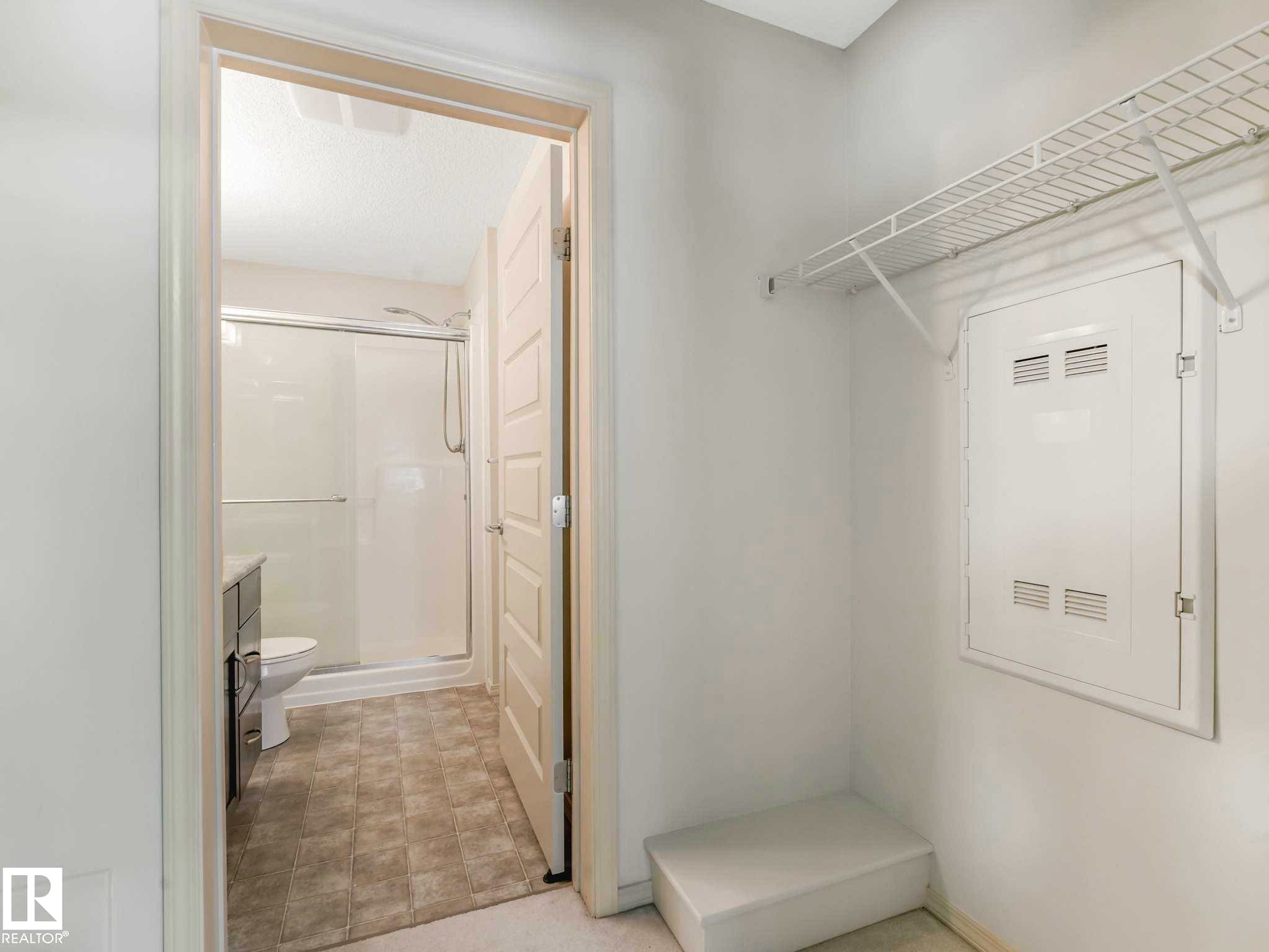 Walk in closet - 117 6070 Schonsee Way, Edmonton, AB