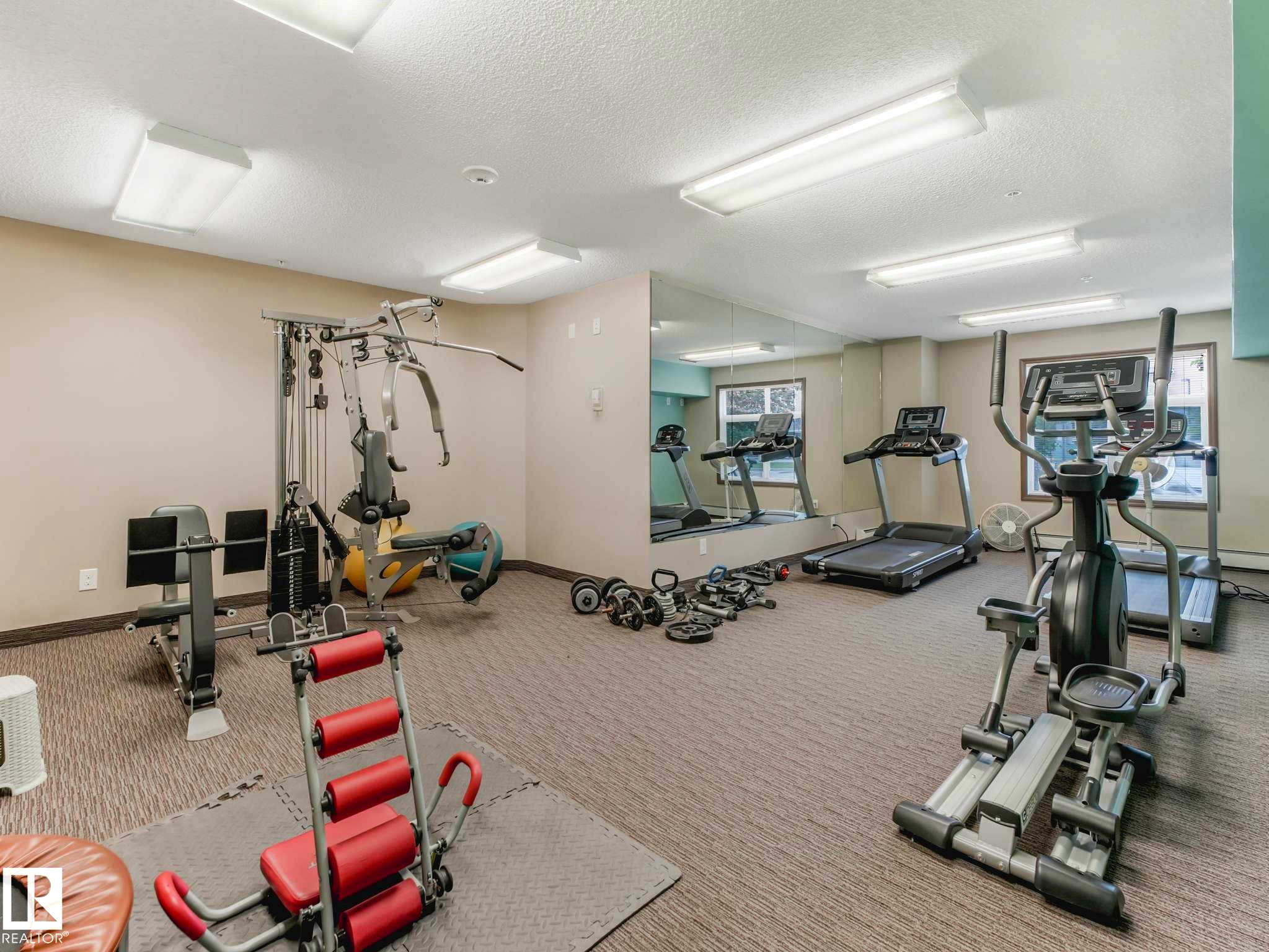 Image quality insufficient for description - 117 6070 Schonsee Way, Edmonton, AB