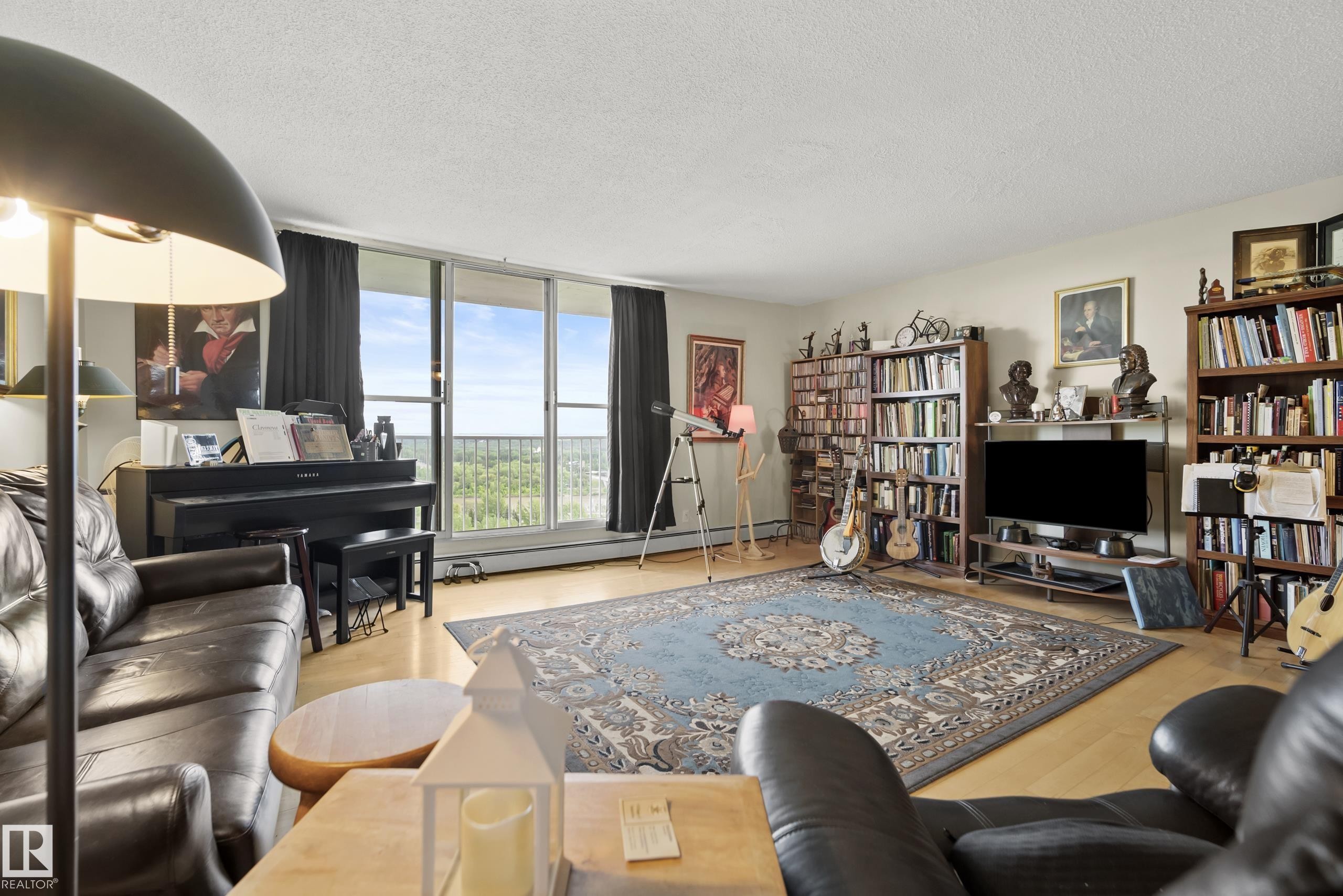906 12141 Jasper Avenue, Edmonton, AB