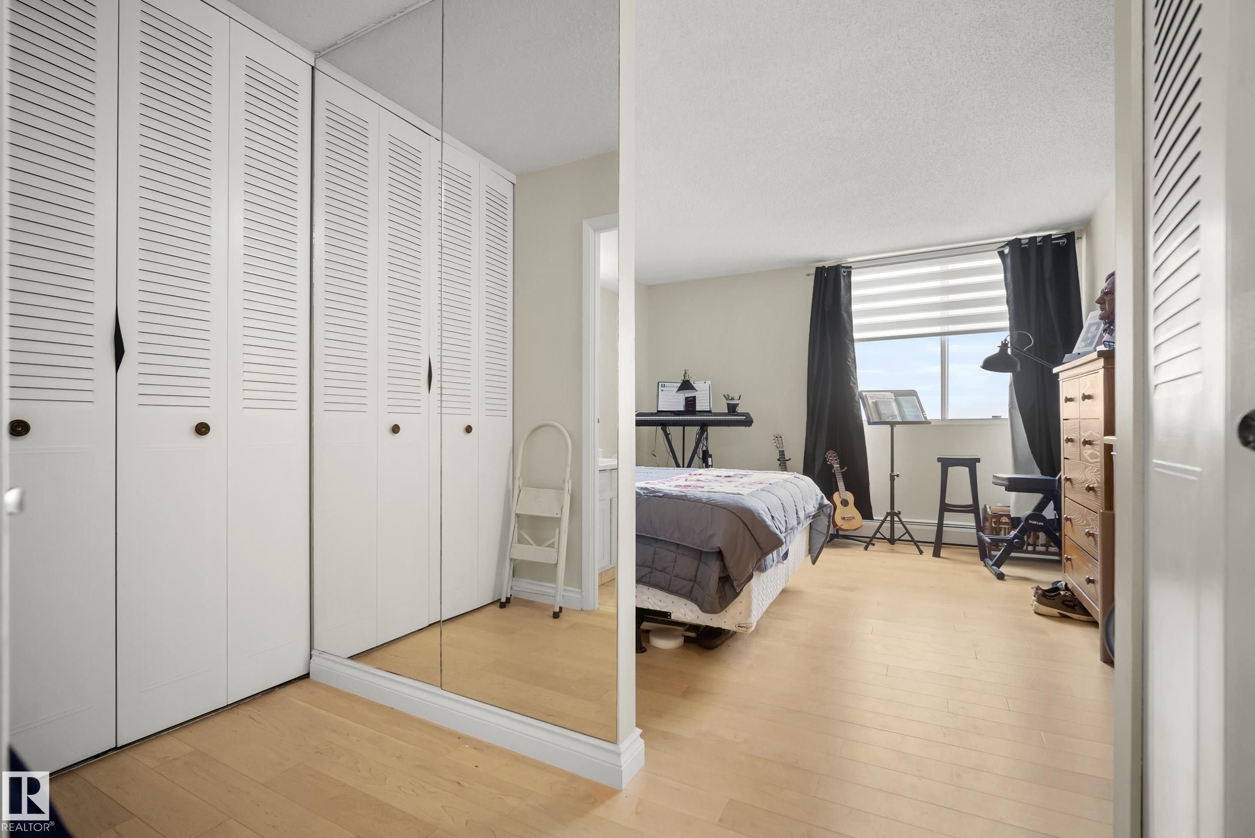 906 12141 Jasper Avenue, Edmonton, AB
