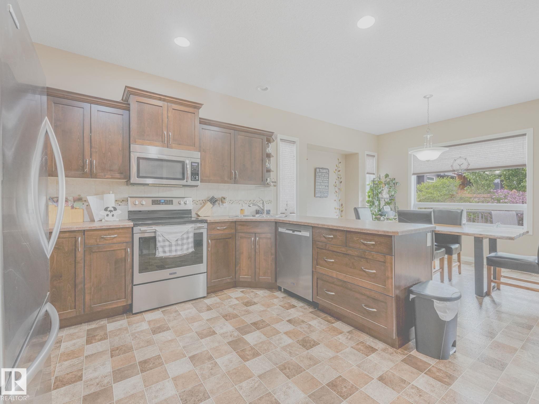 16 Wade Avenue, Leduc, AB
