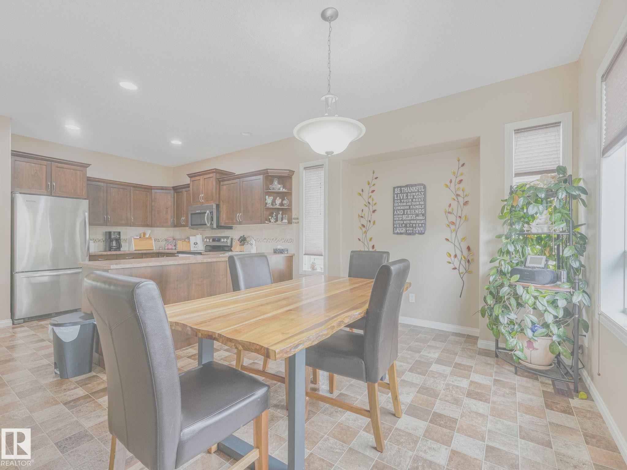 16 Wade Avenue, Leduc, AB