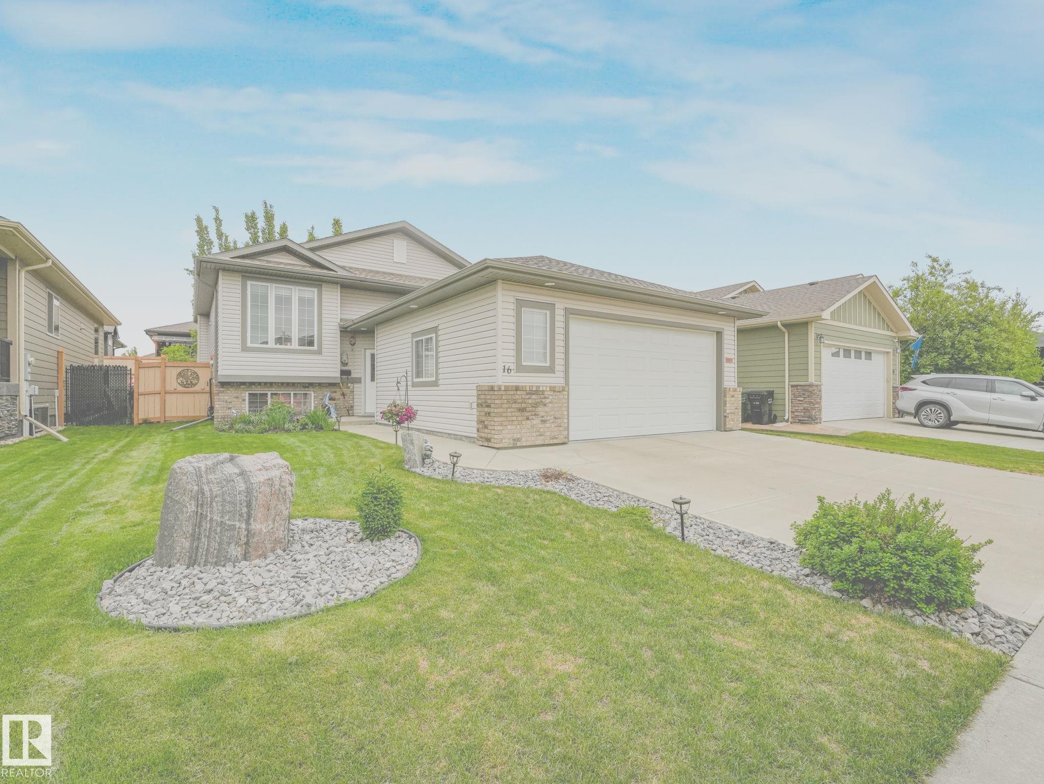 16 Wade Avenue, Leduc, AB