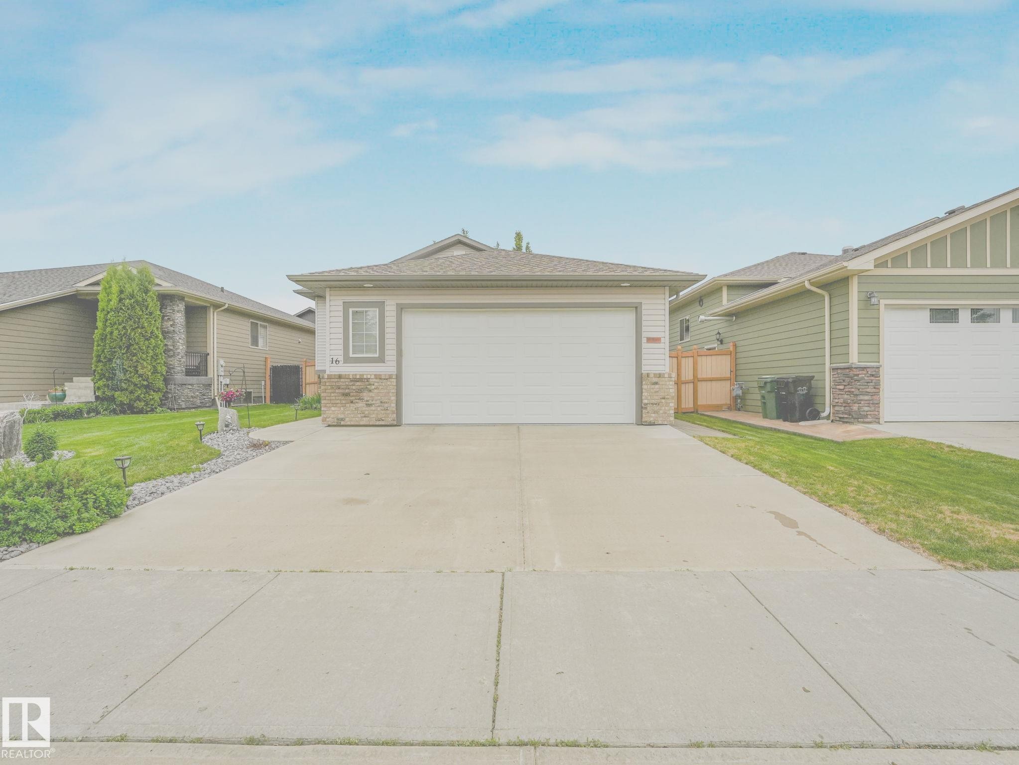 16 Wade Avenue, Leduc, AB