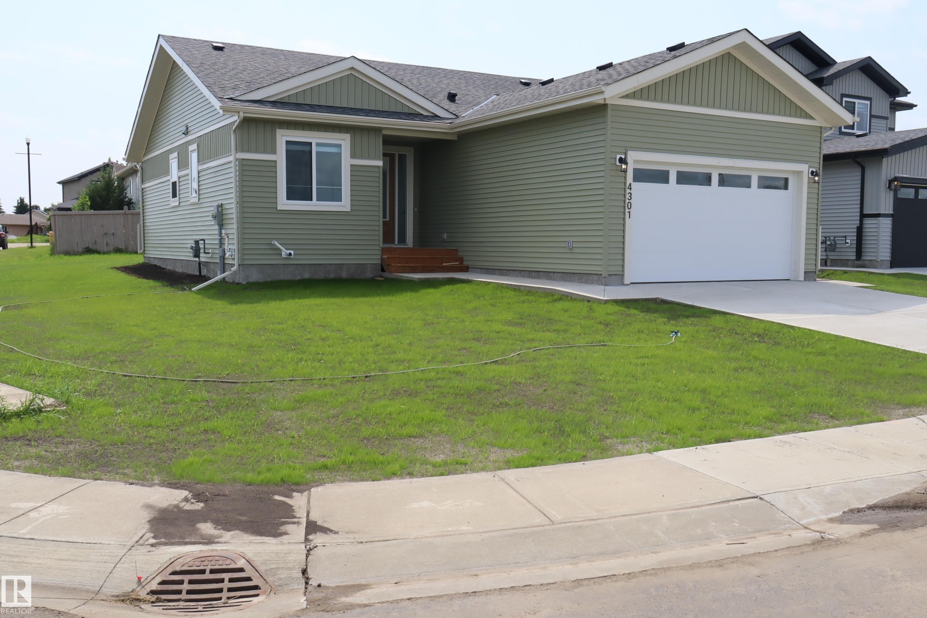 4301 Cedar Drive, Wetaskiwin, AB
