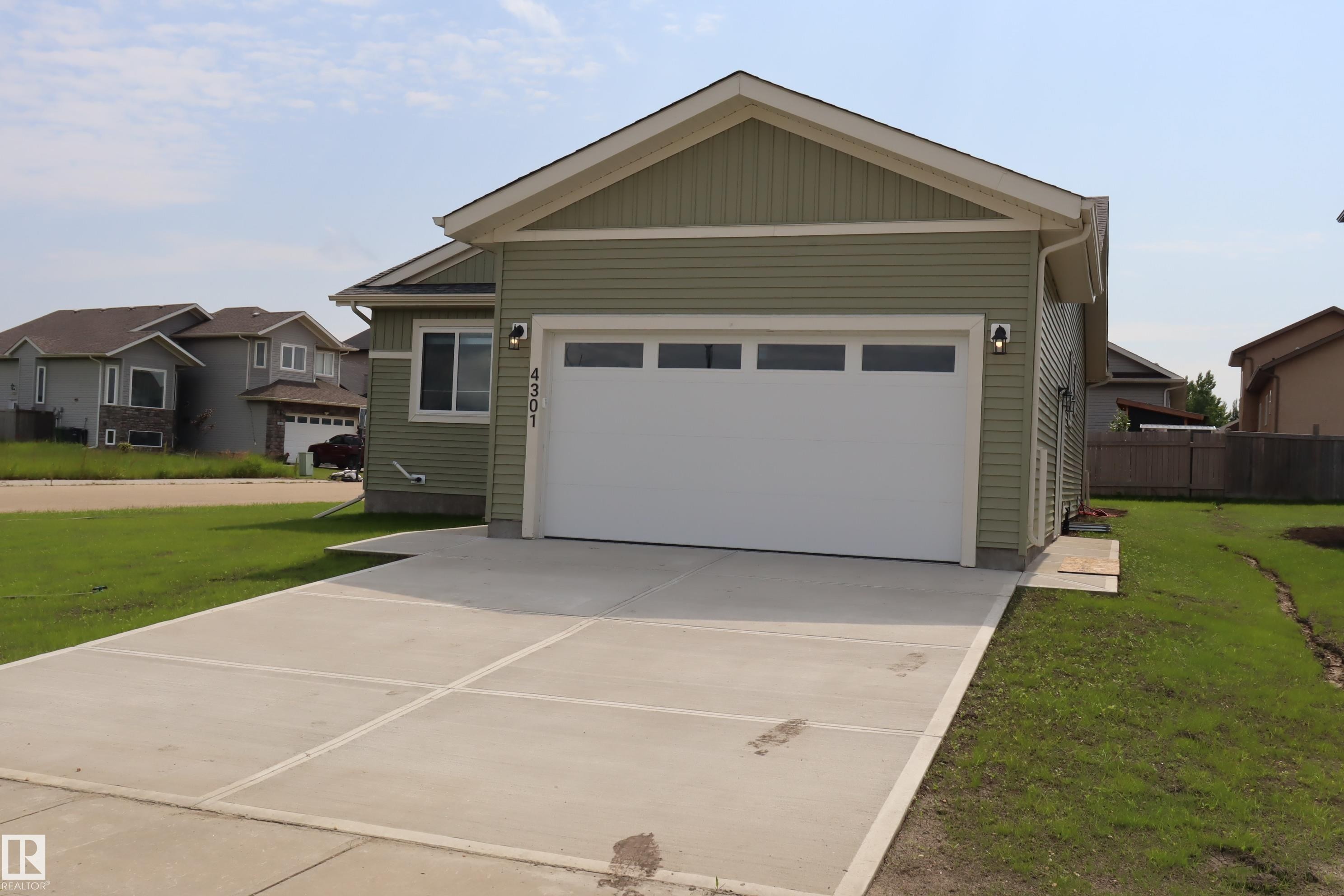 4301 Cedar Drive, Wetaskiwin, AB