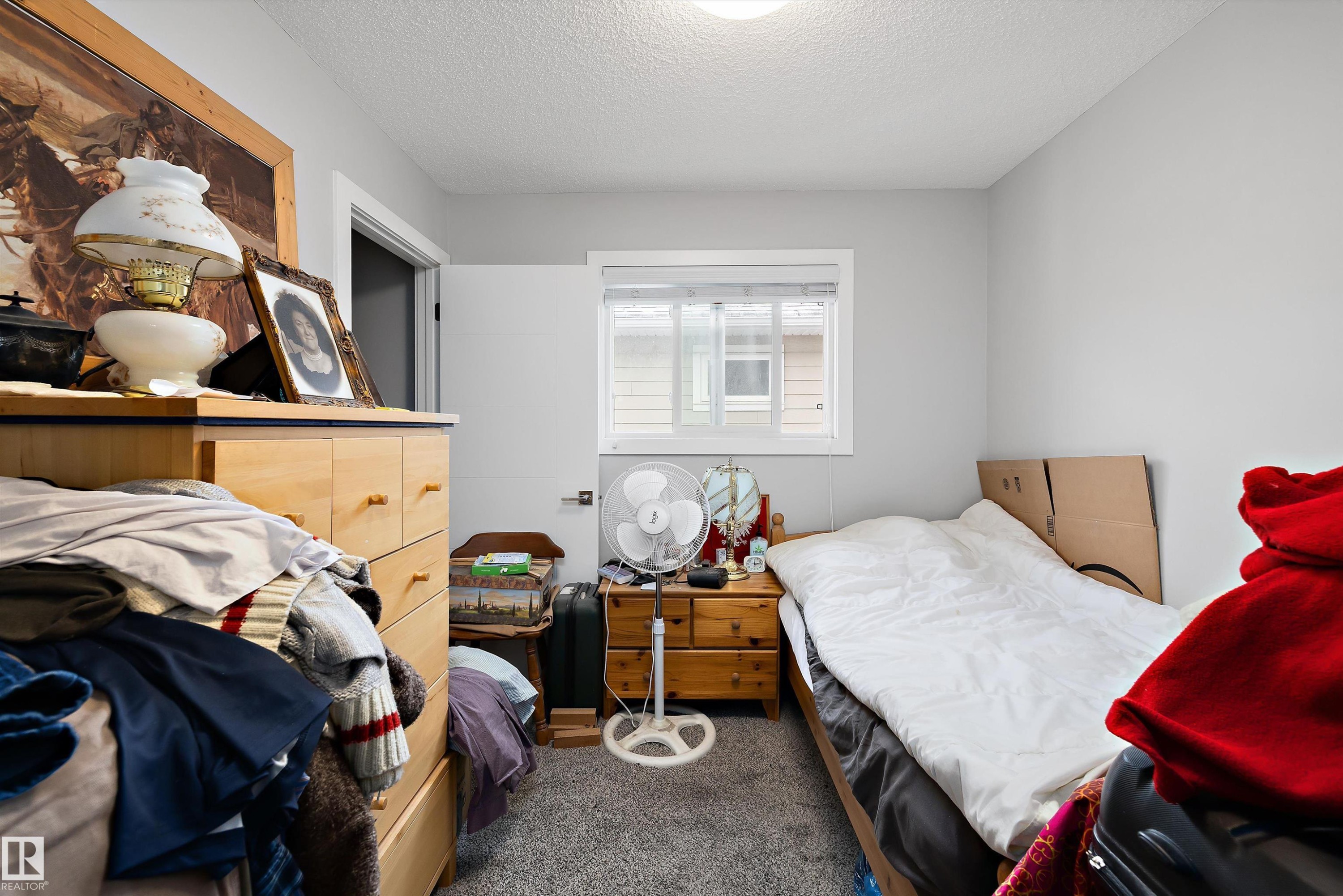7419 106 Street Nw, Edmonton, AB - Indoor Photo Showing Bedroom