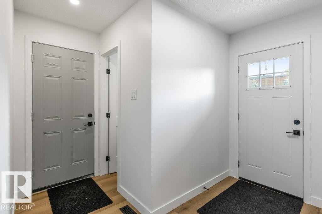65 Greenfield Estates, St. Albert, AB - Indoor Photo Showing Other Room