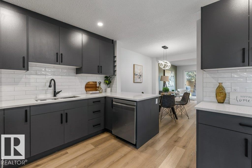 65 Greenfield Estates, St. Albert, AB - Indoor Photo Showing Kitchen