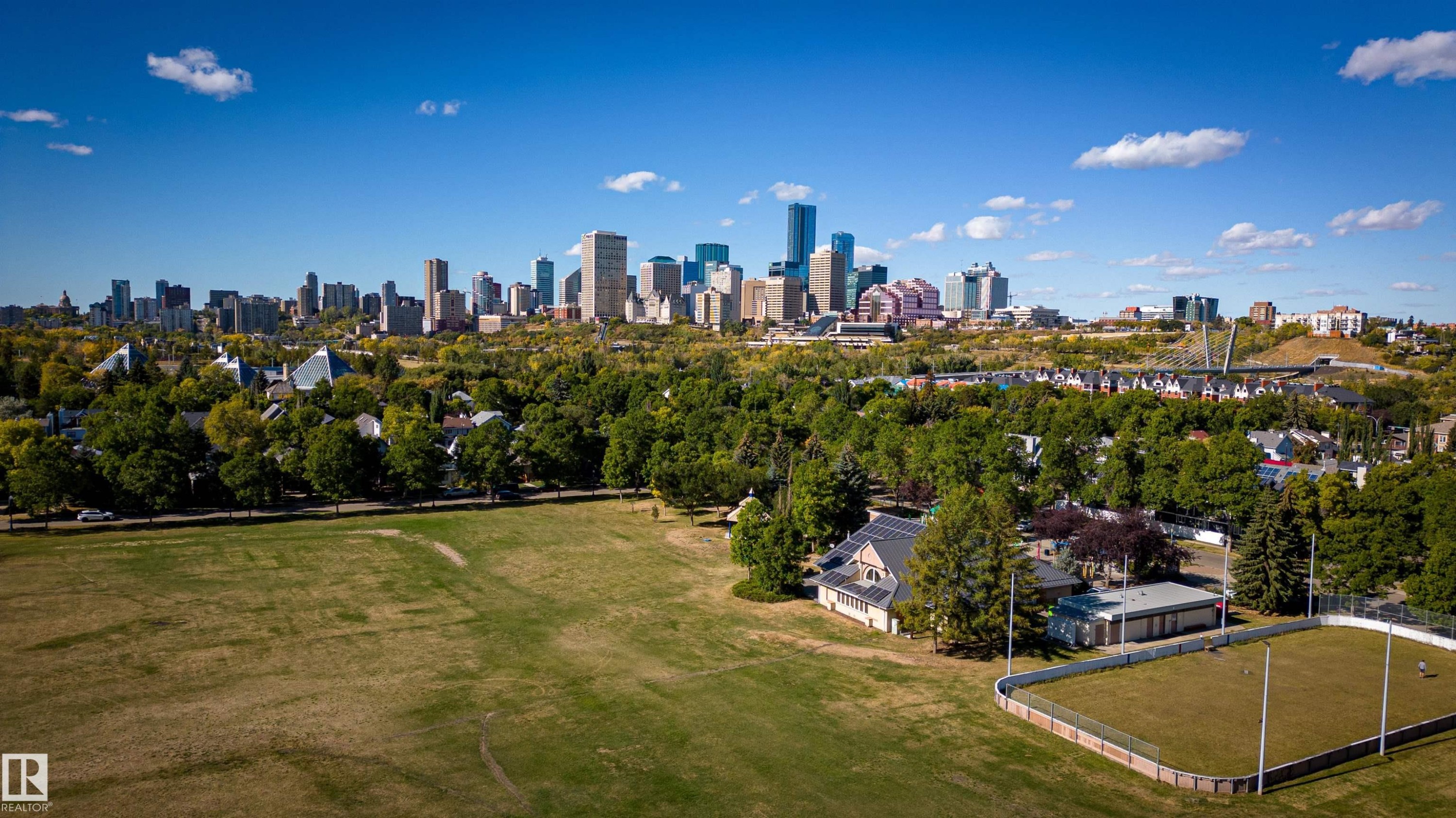 #207 9750 94 St Nw, Edmonton, AB - Outdoor With View