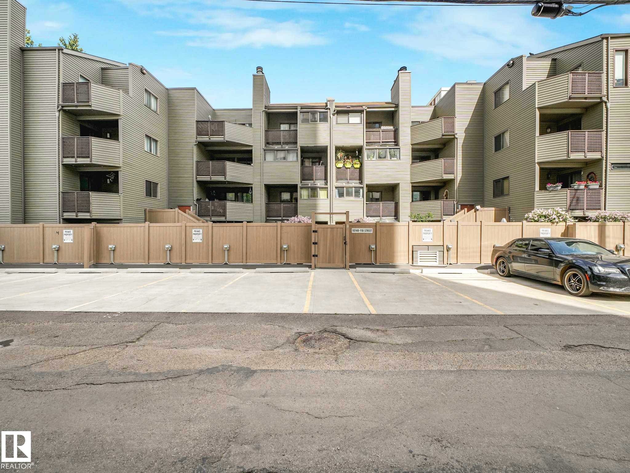 #201 10148 118 St Nw, Edmonton, AB - Outdoor With Balcony
