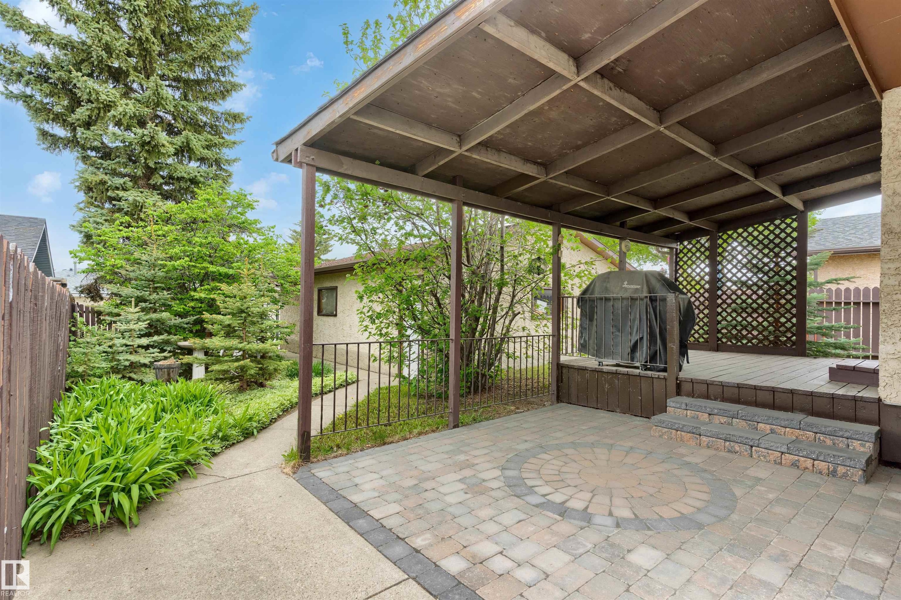 1736 36 Street, Edmonton, AB