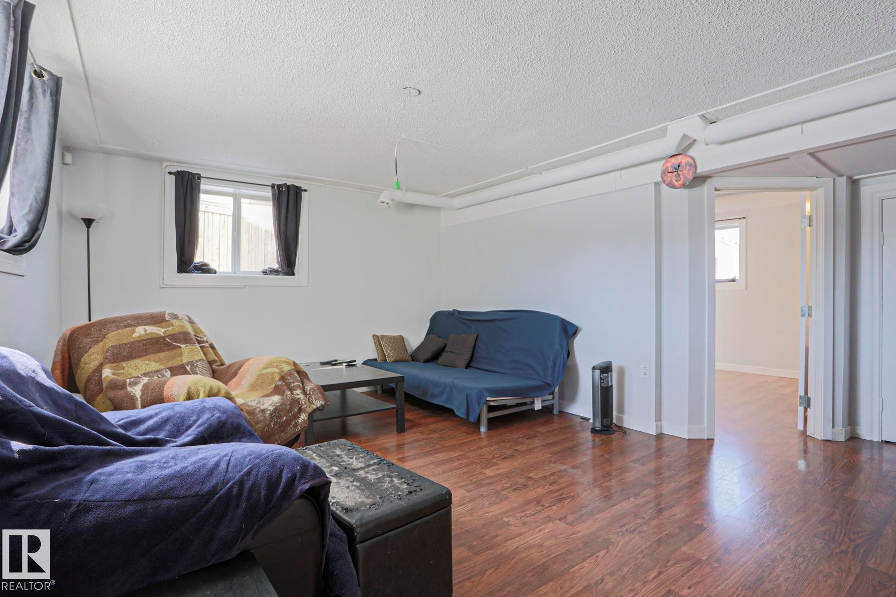 12418 93 Street Nw, Edmonton, AB