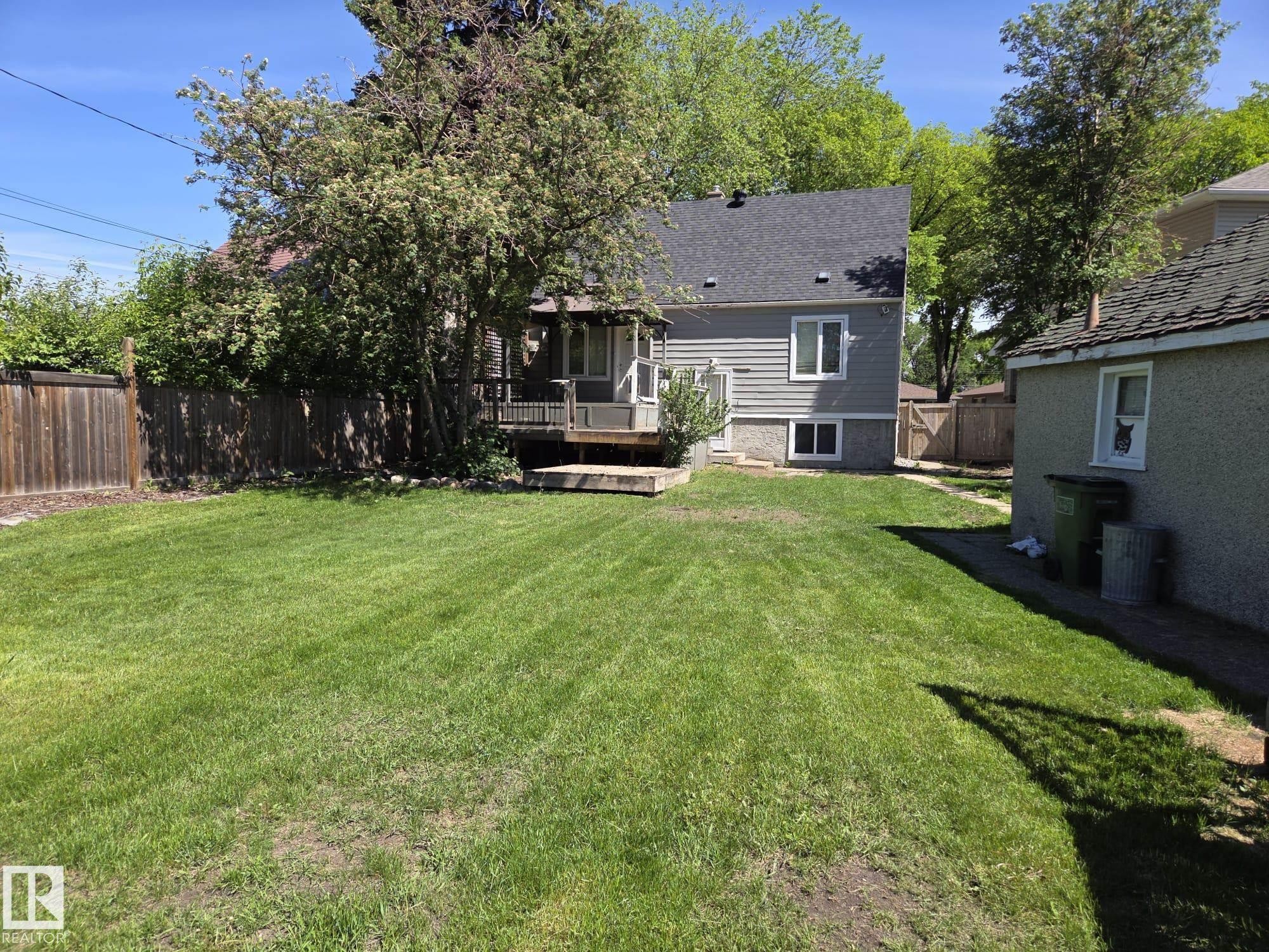 12418 93 Street Nw, Edmonton, AB