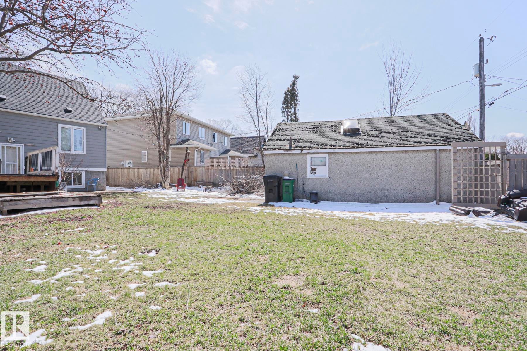 12418 93 Street Nw, Edmonton, AB