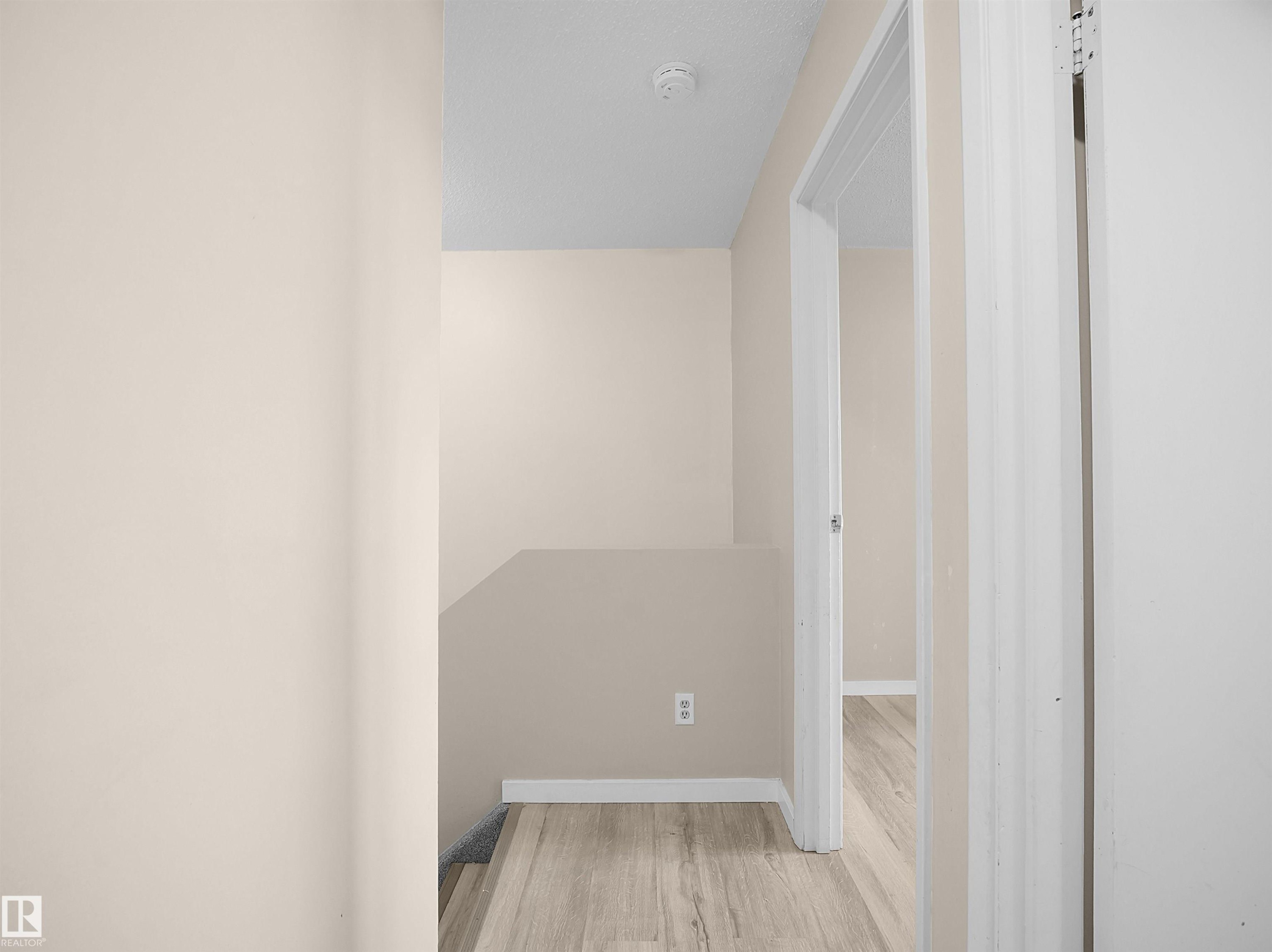 4 14110 80 Street, Edmonton, AB