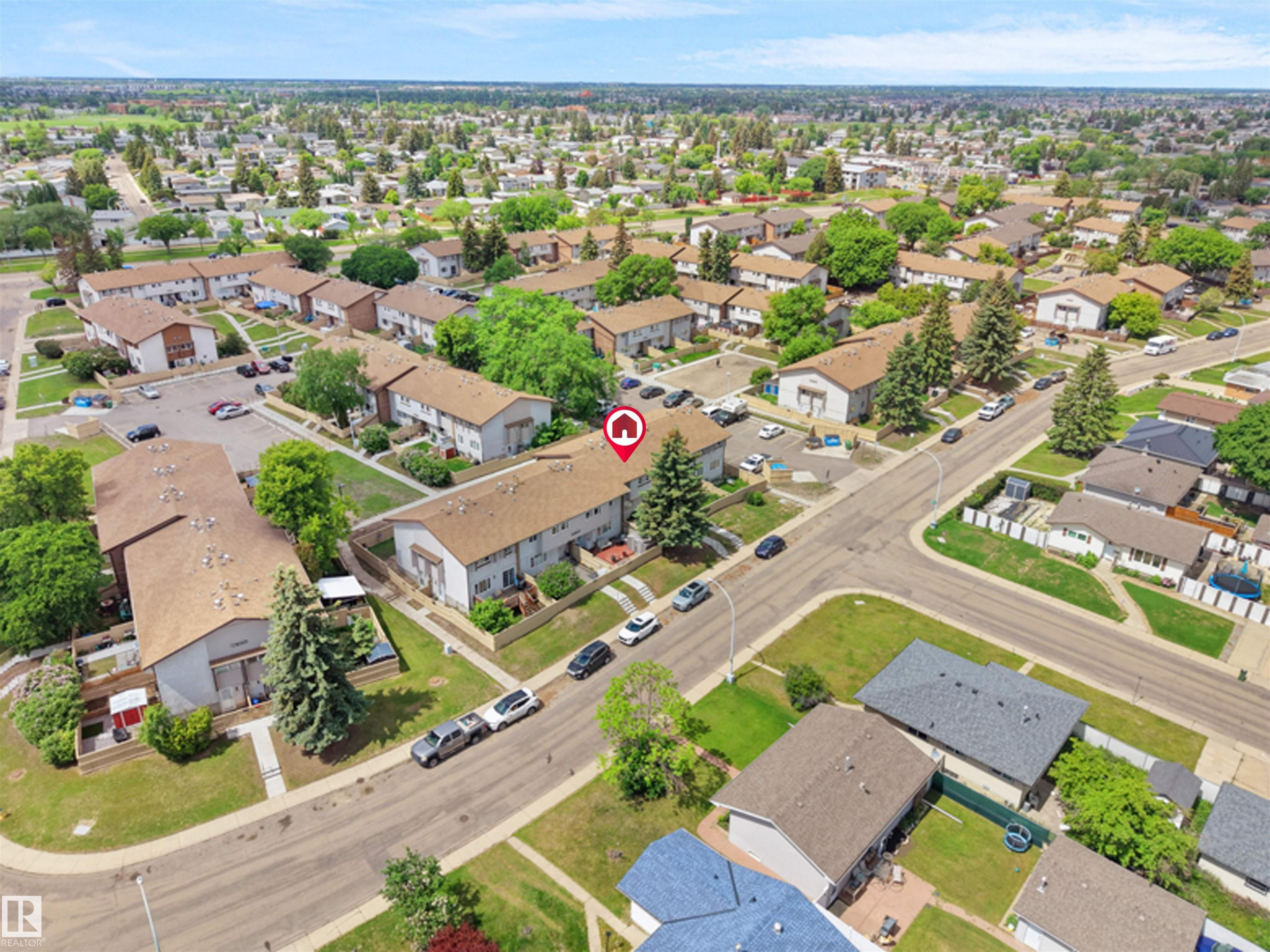 4 14110 80 Street, Edmonton, AB