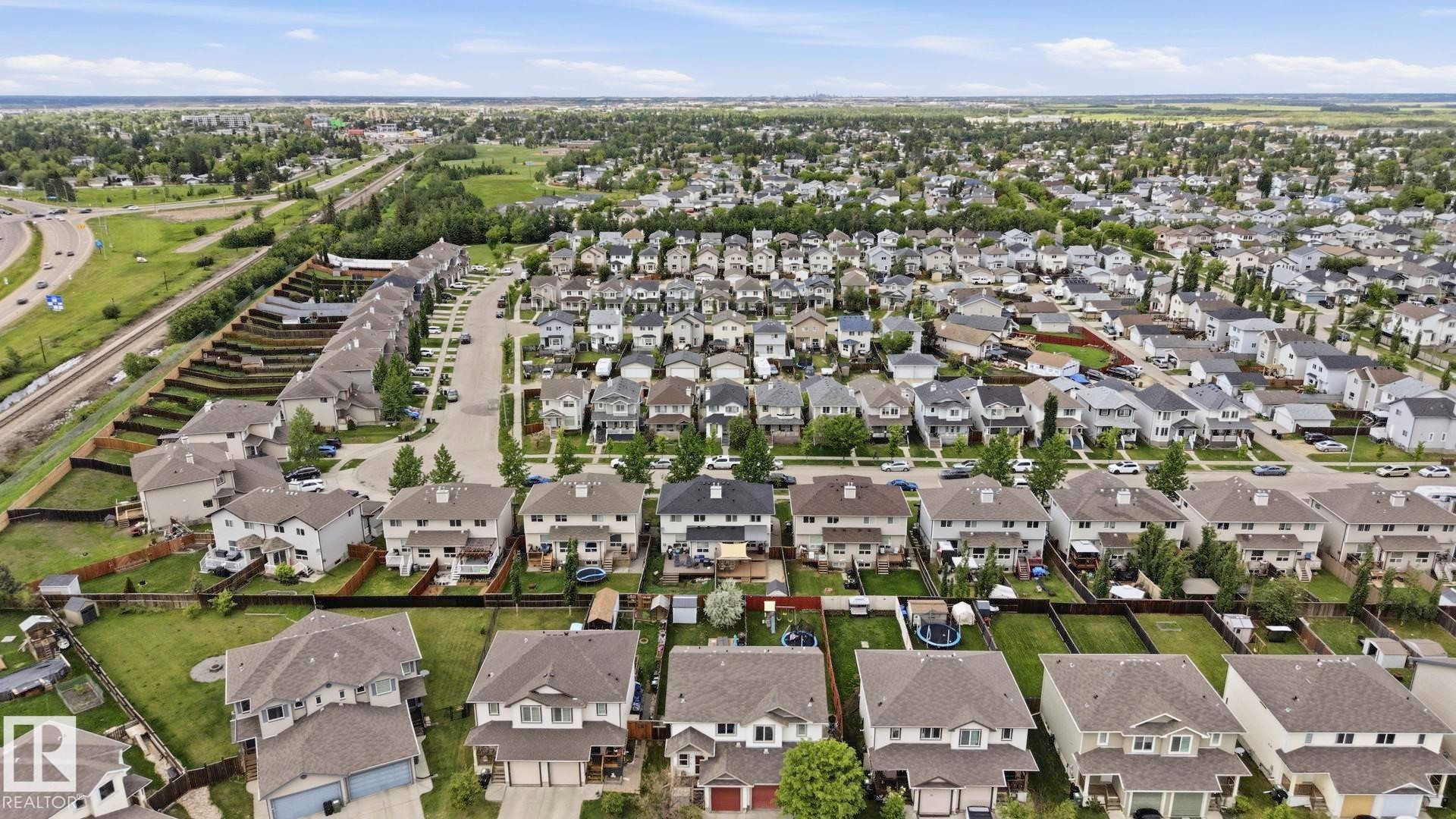 113 Douglas Lane, Leduc, AB
