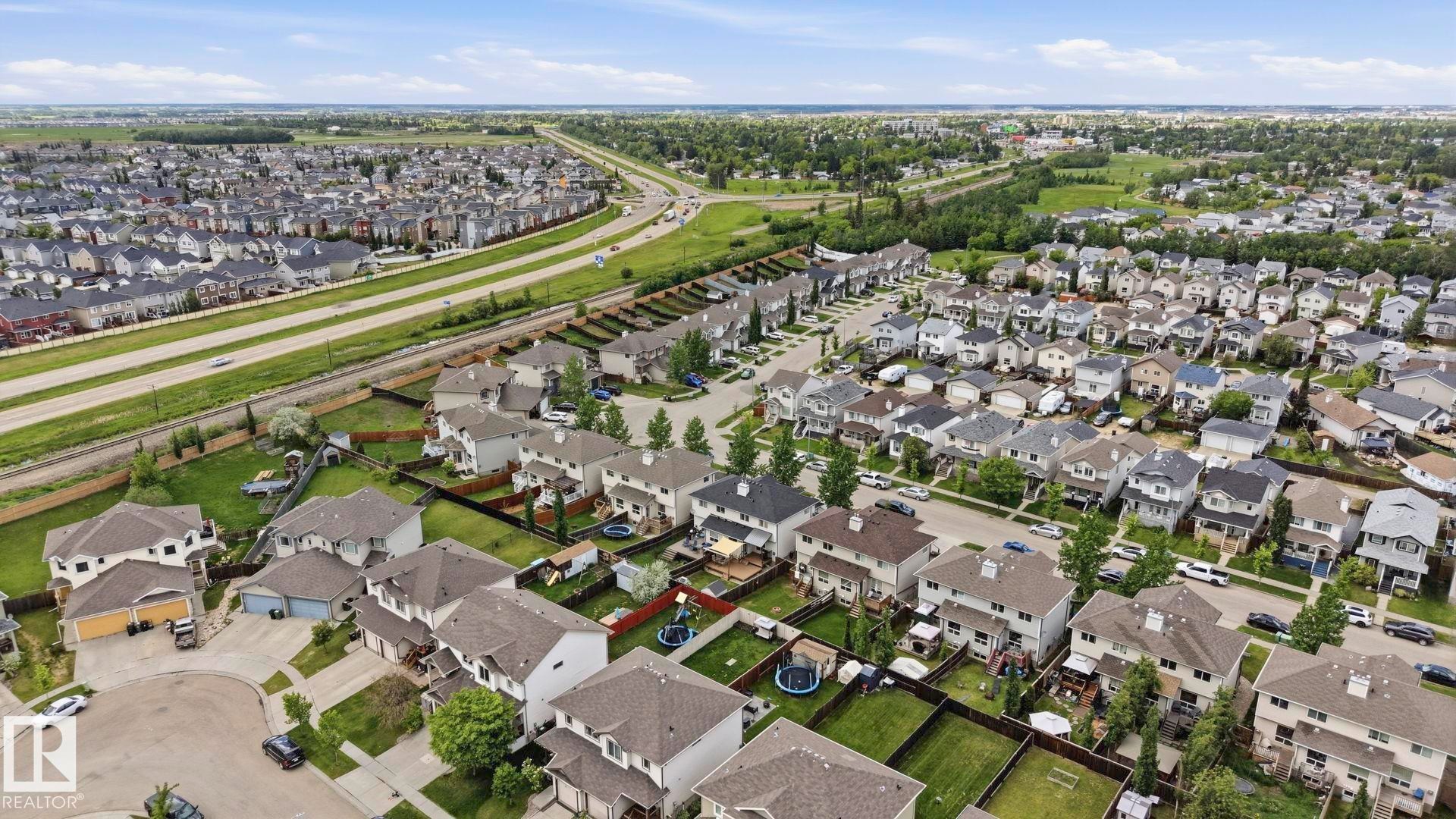113 Douglas Lane, Leduc, AB