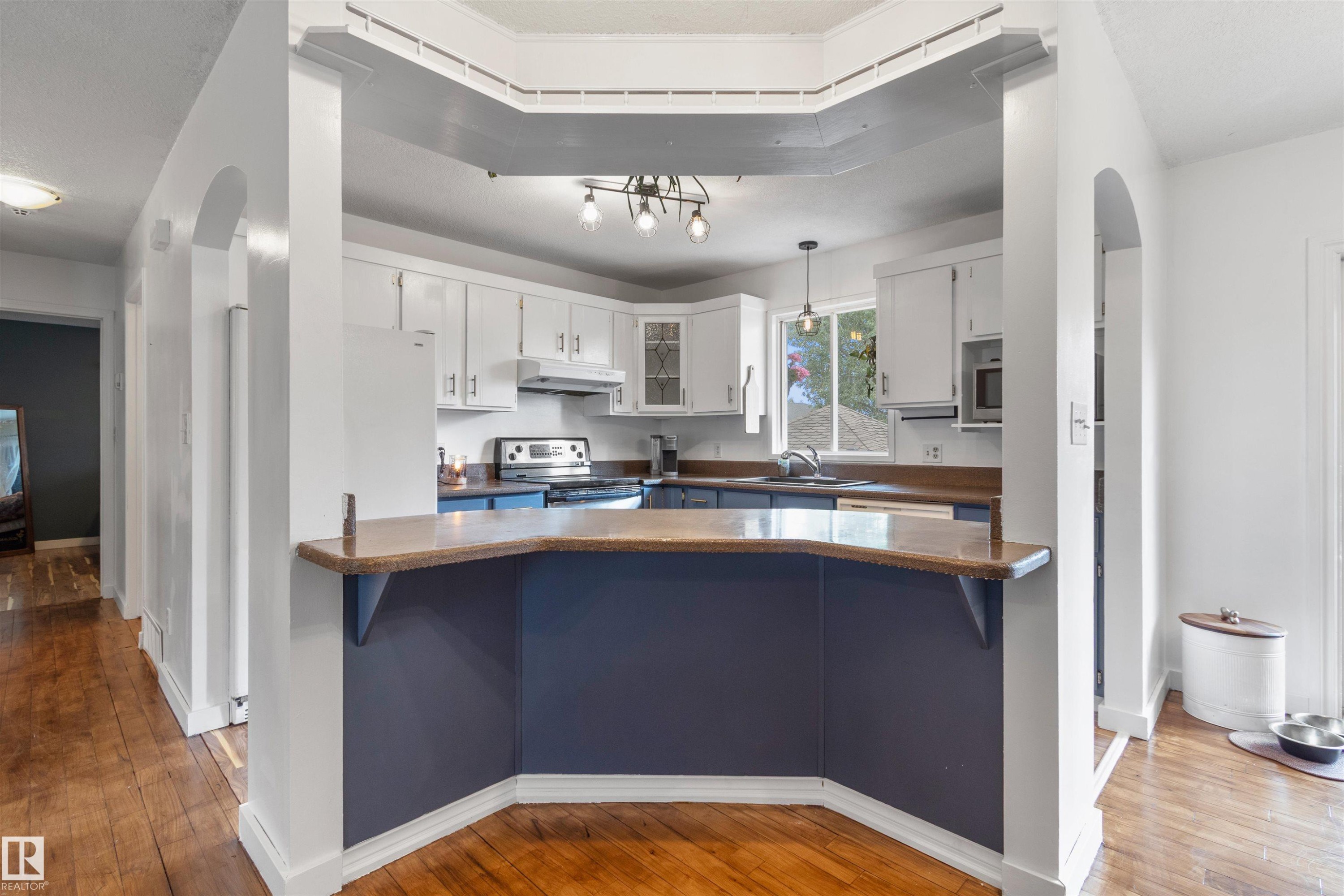 5121 52 Street, Rocky Rapids, AB