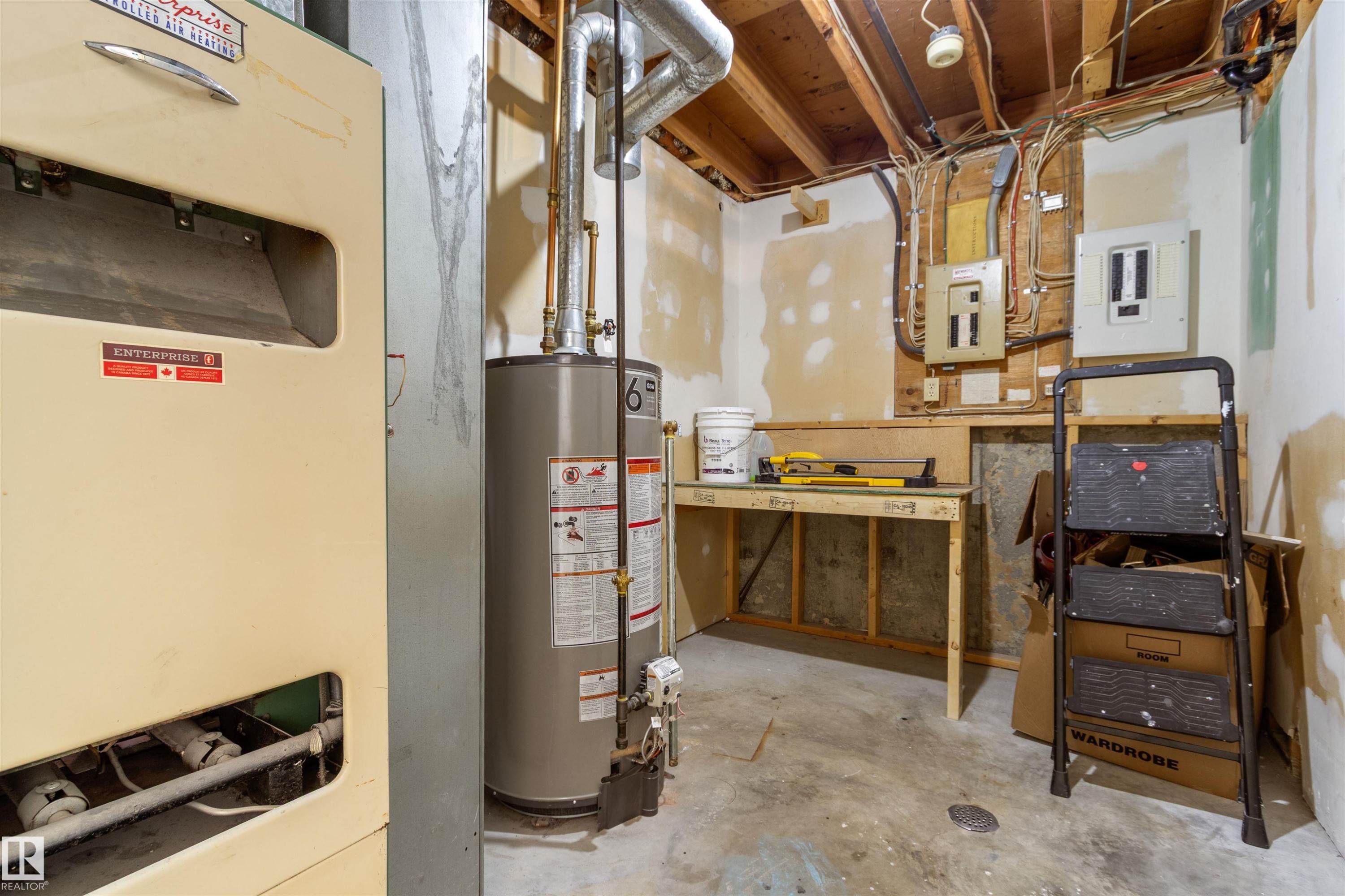 5121 52 Street, Rocky Rapids, AB - Indoor Photo Showing Basement