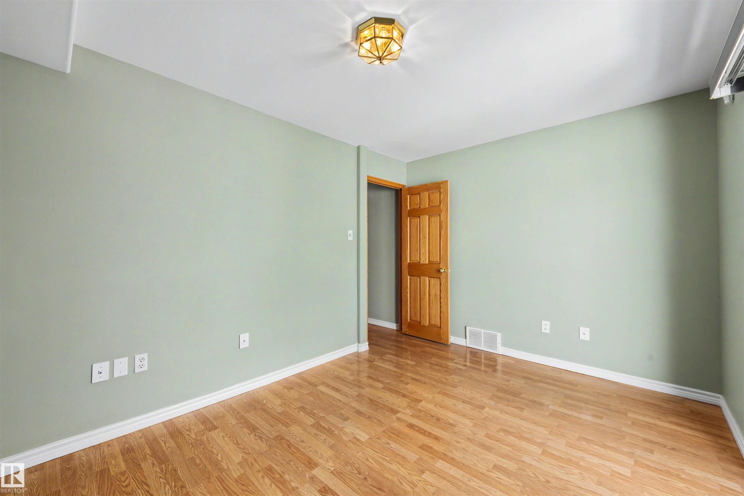 15310 108 Avenue, Edmonton, AB