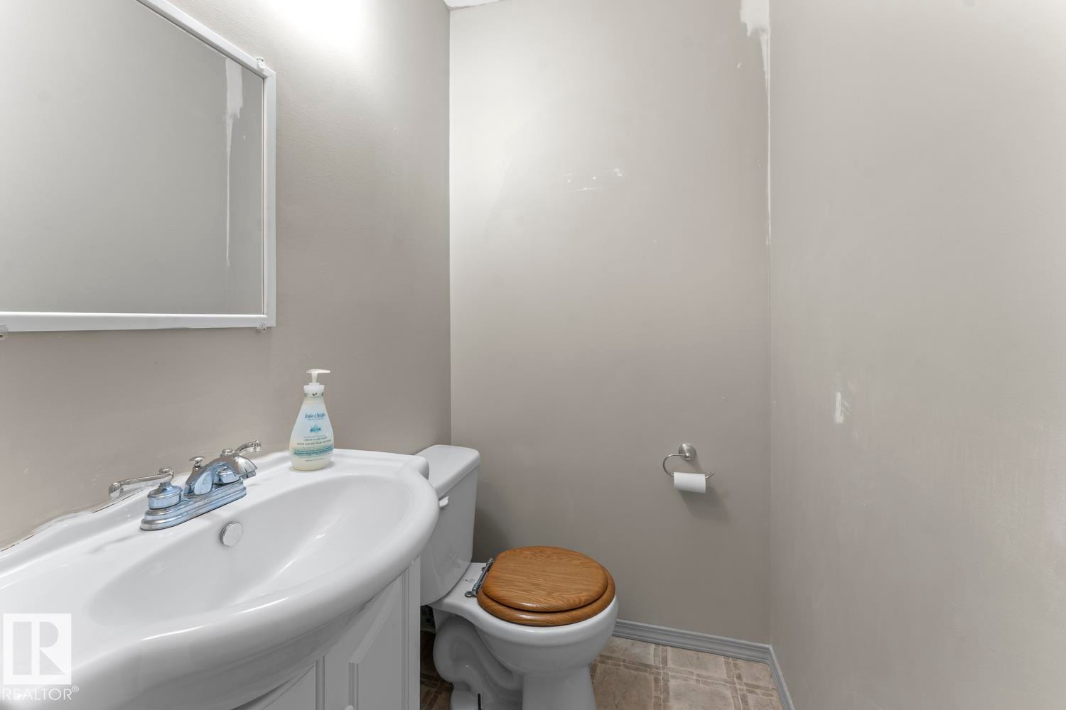 1211 8 Street, Cold Lake, AB