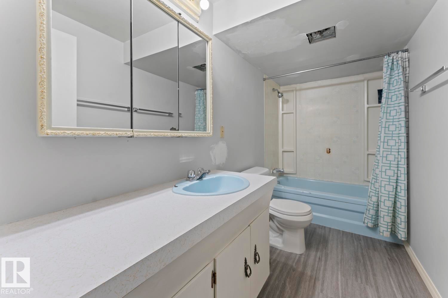 1211 8 Street, Cold Lake, AB