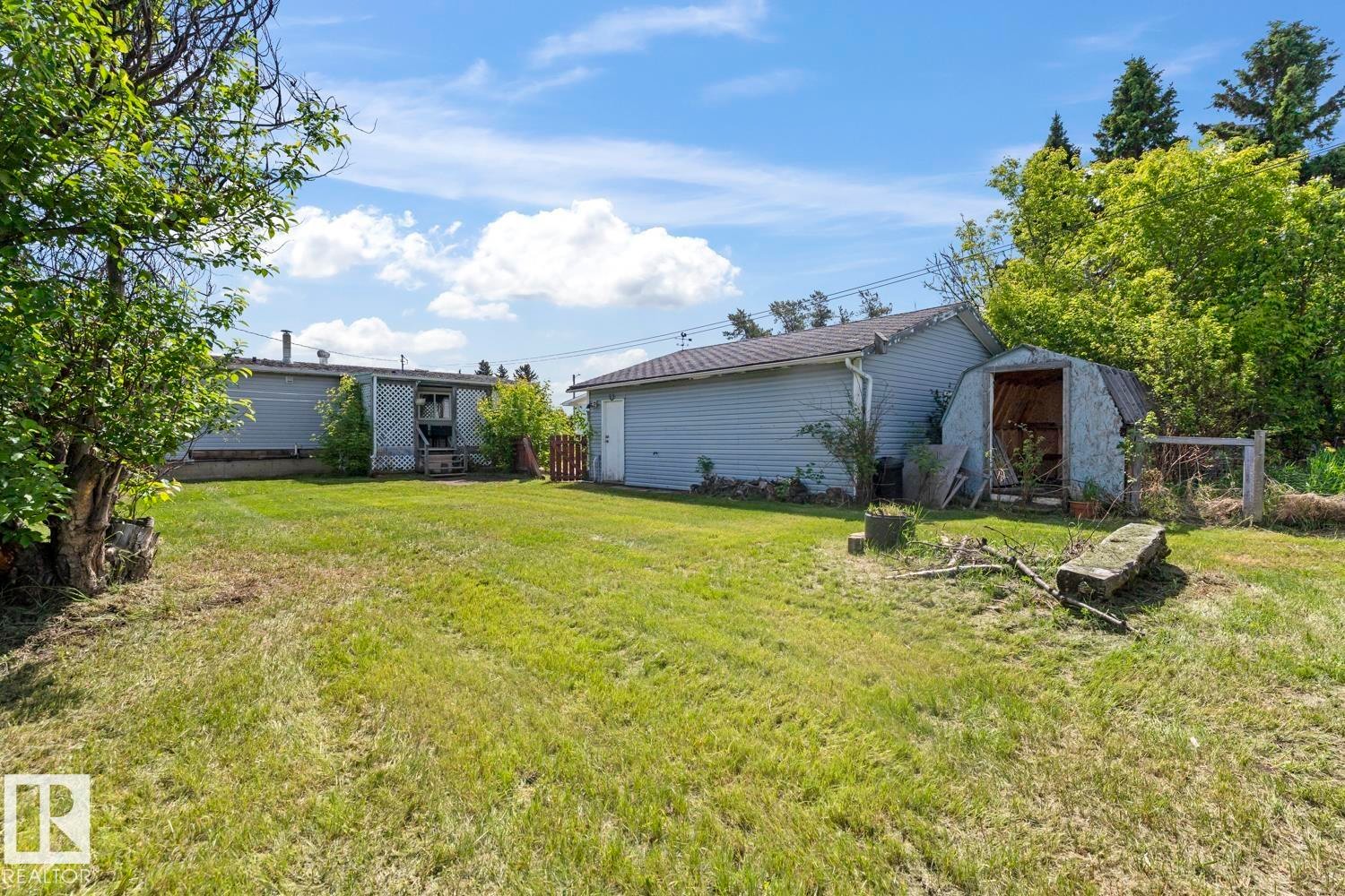 1211 8 Street, Cold Lake, AB