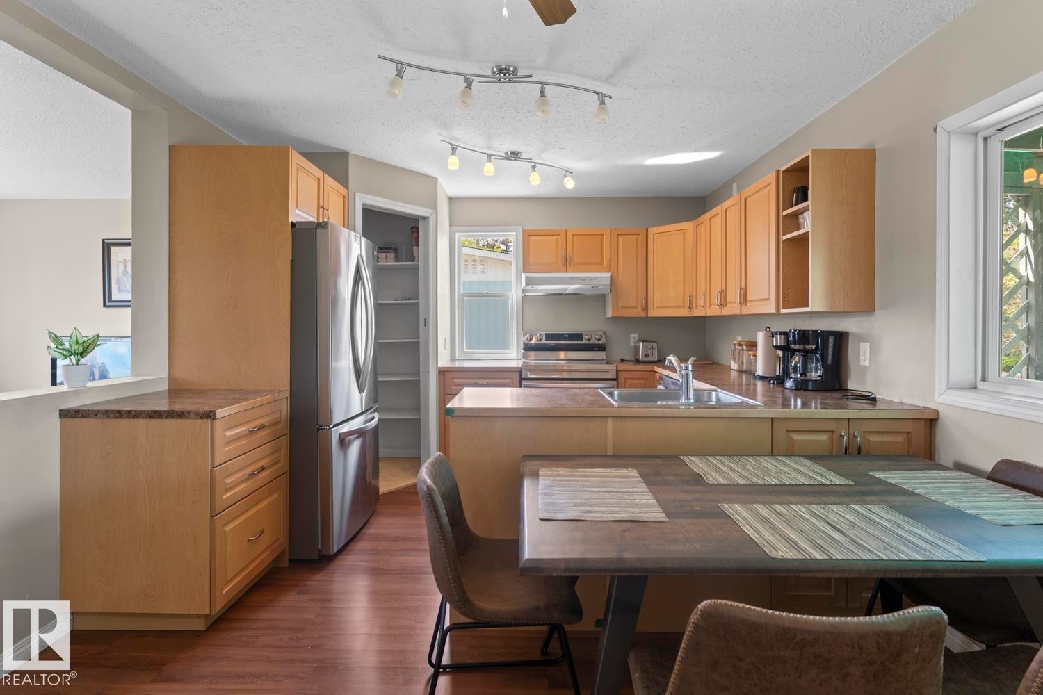 1211 8 Street, Cold Lake, AB