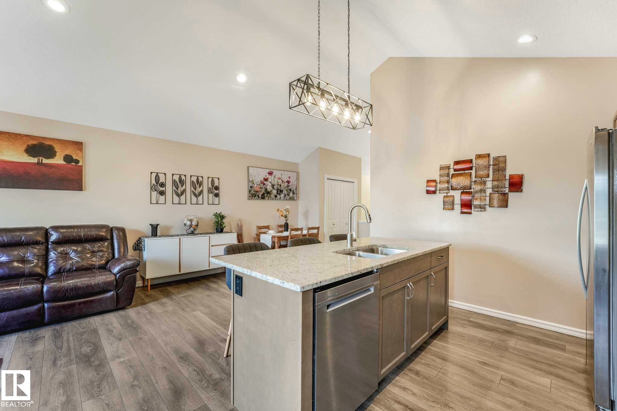 16024 12 Avenue, Edmonton, AB