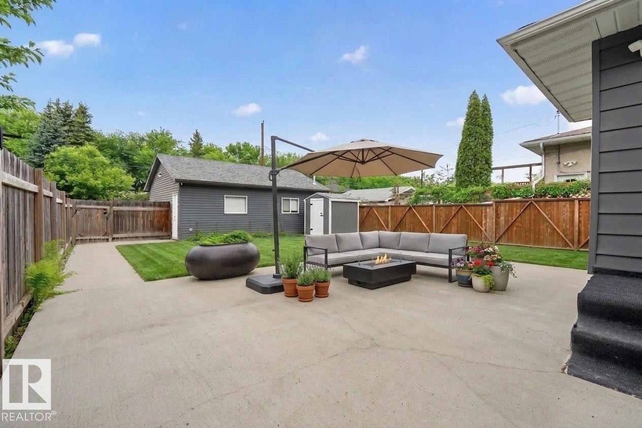 Virtually staged - 10316 77 Street, Edmonton, AB