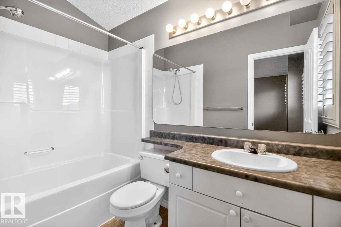 3 Douglas Crescent, Leduc, AB