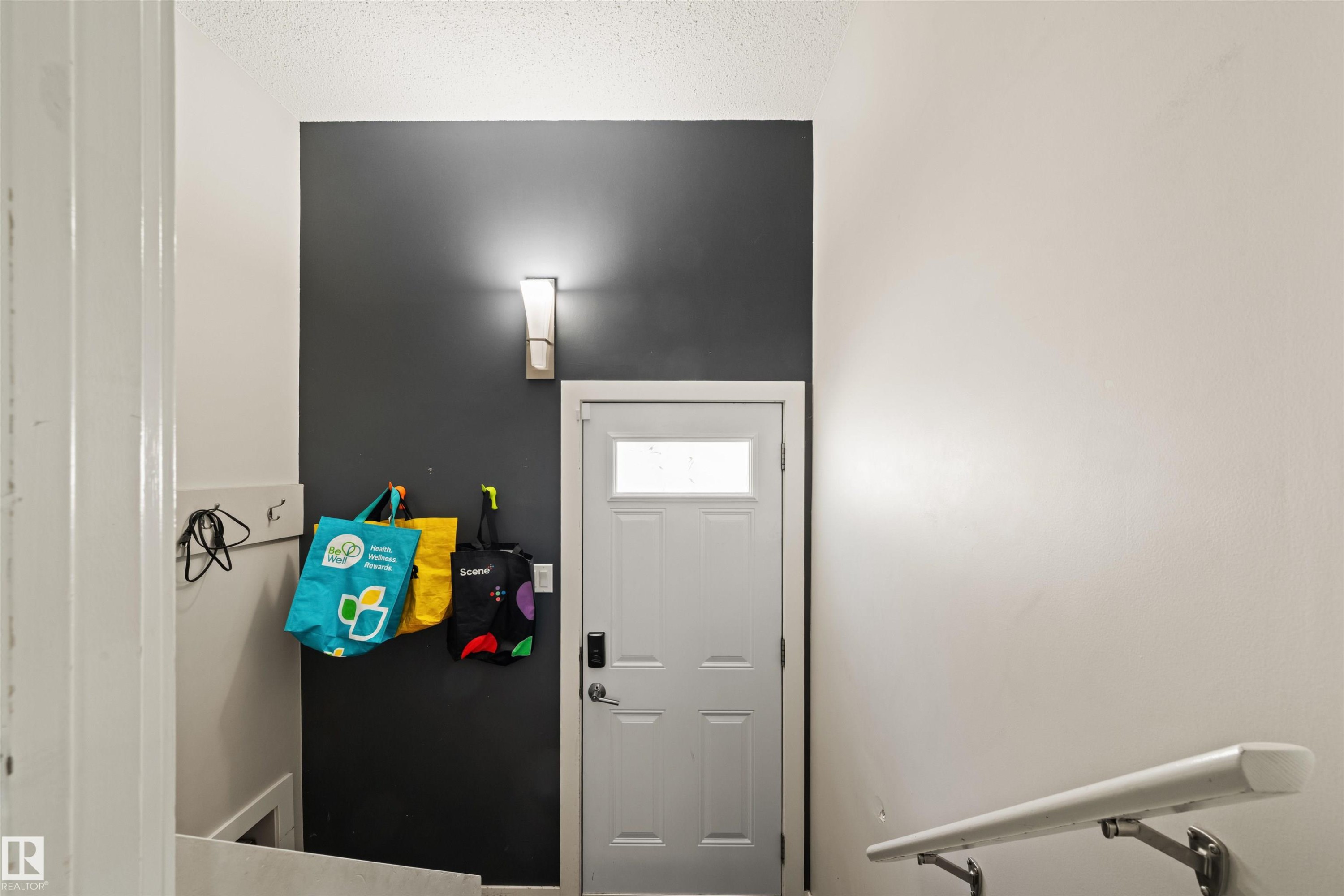 12002 39 Street, Edmonton, AB