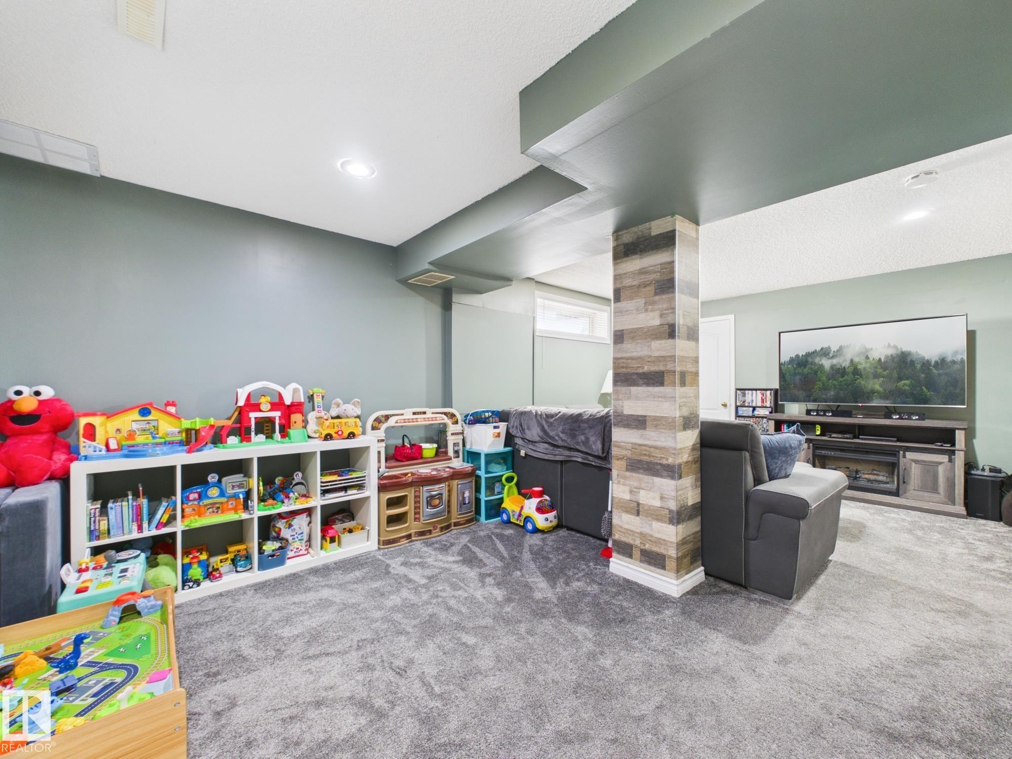 506 Bevington Close, Edmonton, AB