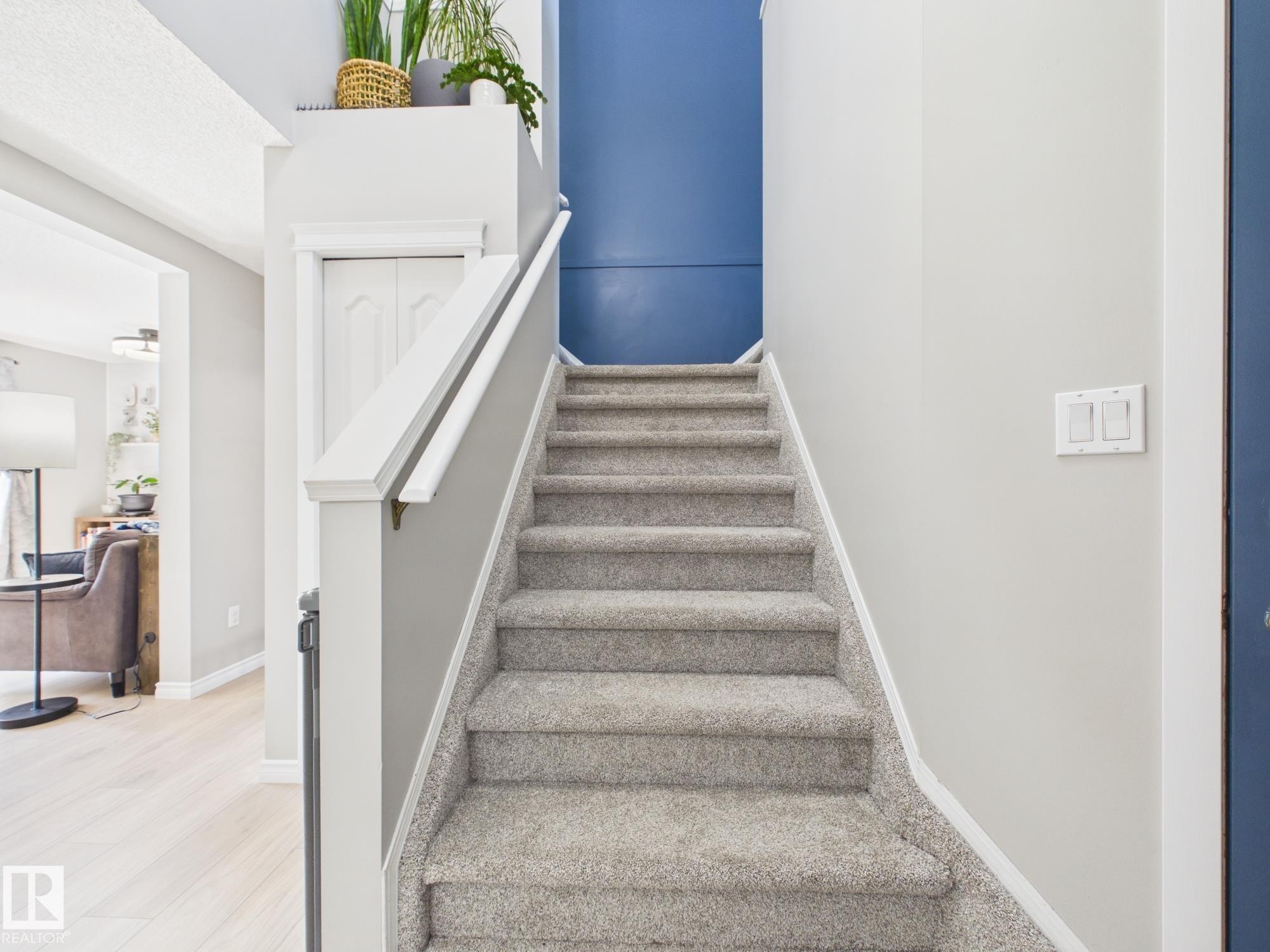 506 Bevington Close, Edmonton, AB