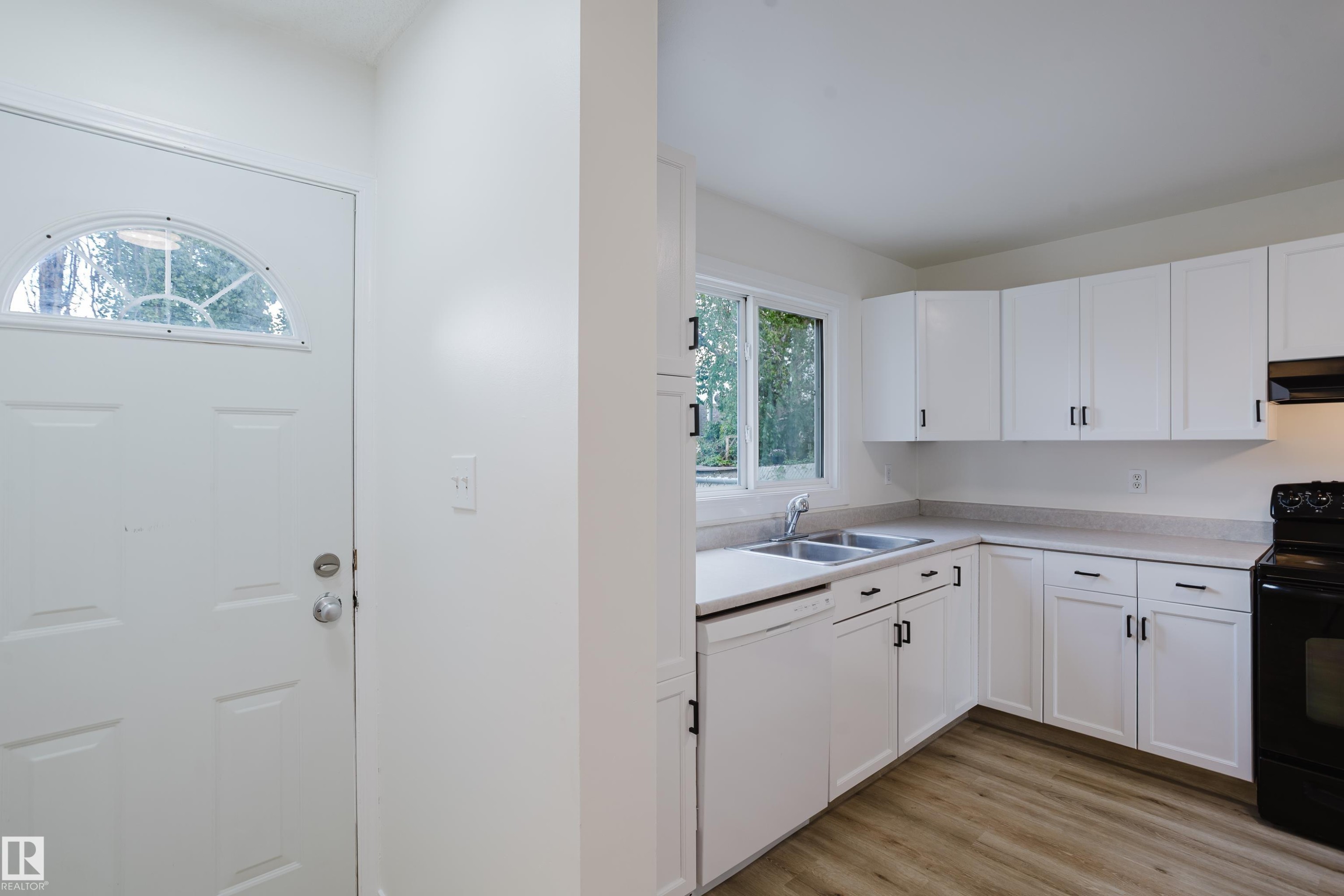 16475 115 Street, Edmonton, AB
