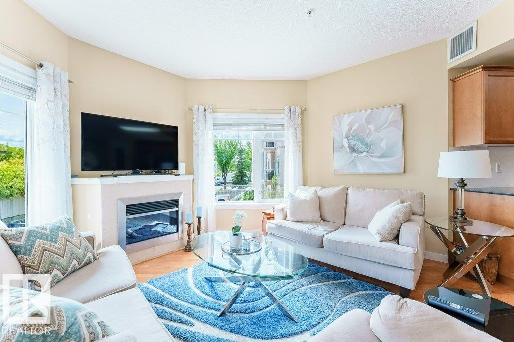 210 5 Gate Avenue, St. Albert, AB