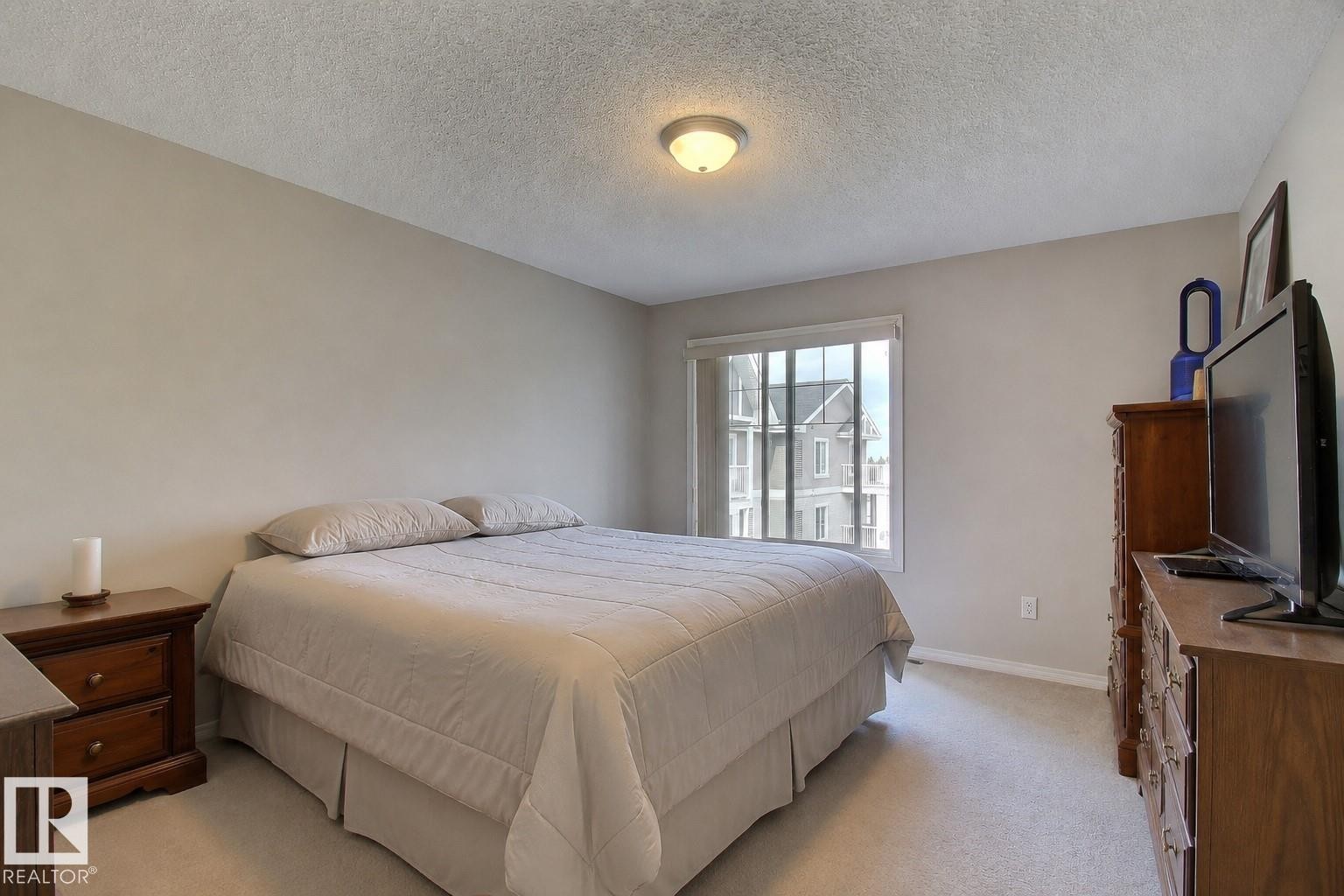 #417 4403 23 St Nw, Edmonton, AB - Indoor Photo Showing Bedroom