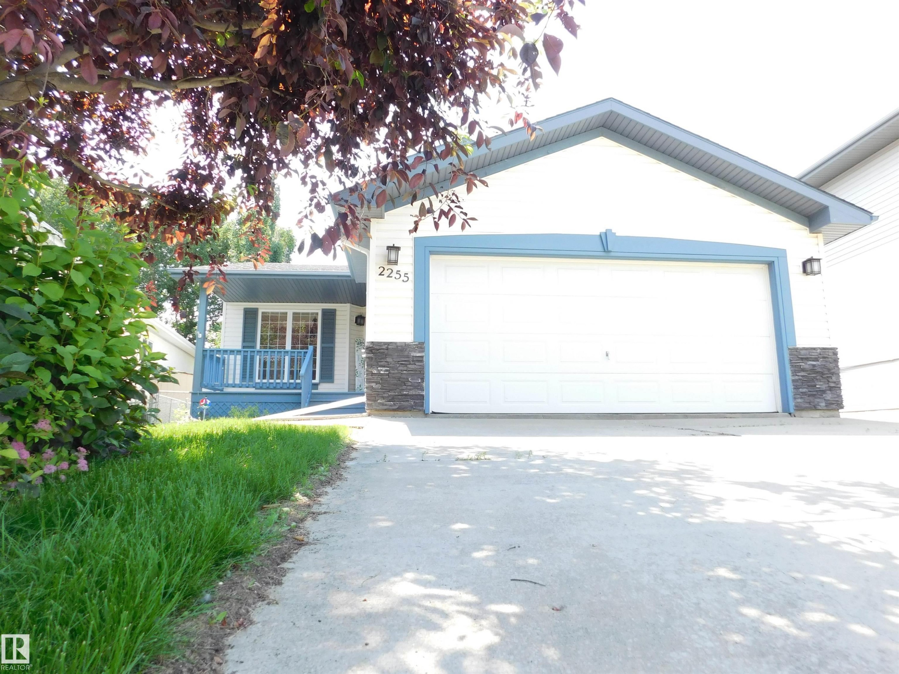 2255 Brennan Court Nw, Edmonton, AB